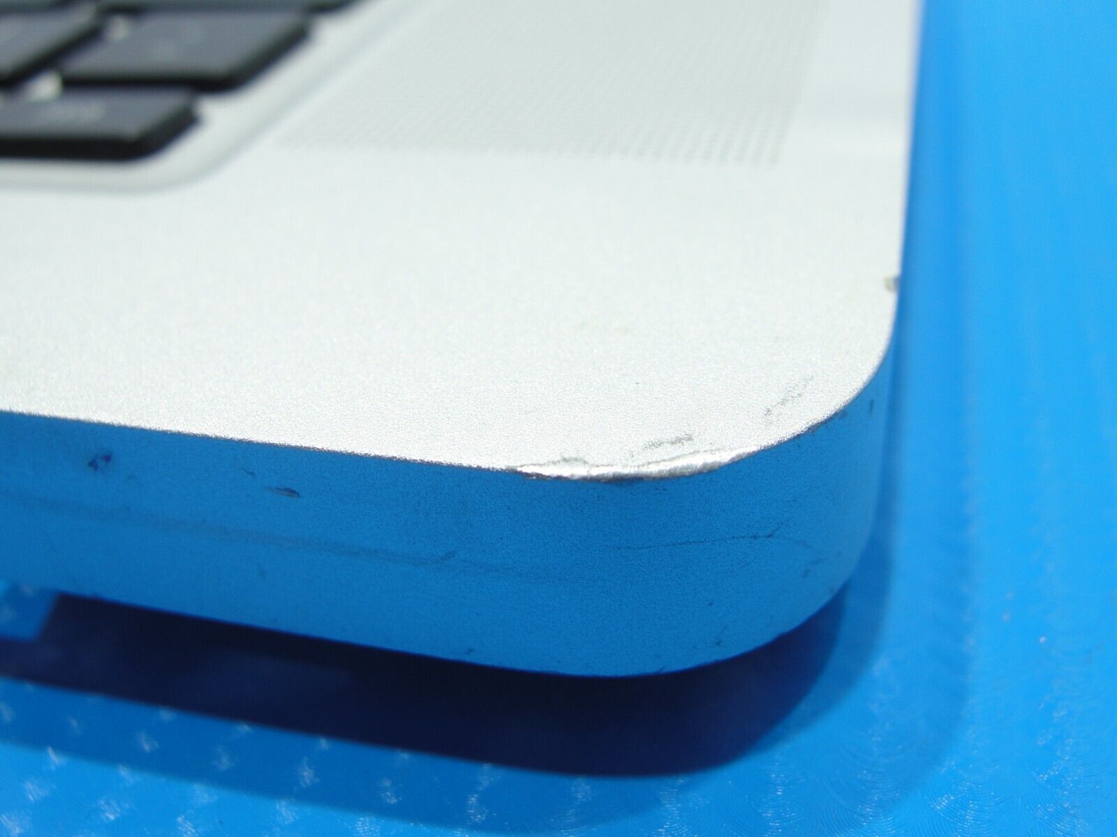 MacBook Pro A1286 15 2008 MB470LL/A Top Case w/Keyboard Trackpad 661-4948