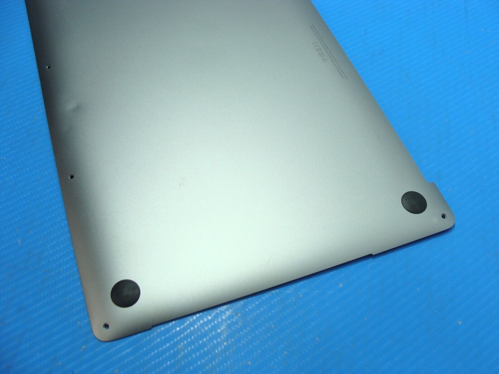 MacBook Pro A2251 13