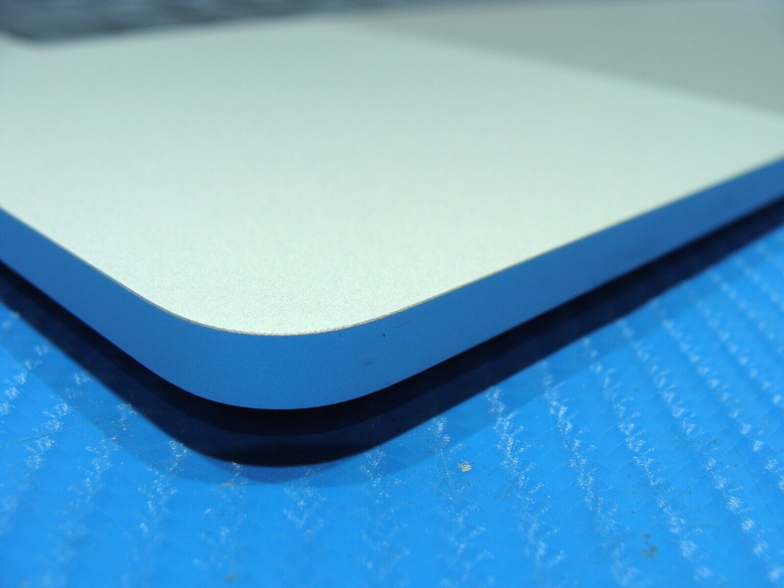 MacBook Pro A1990 2018 MR932LL/A 15