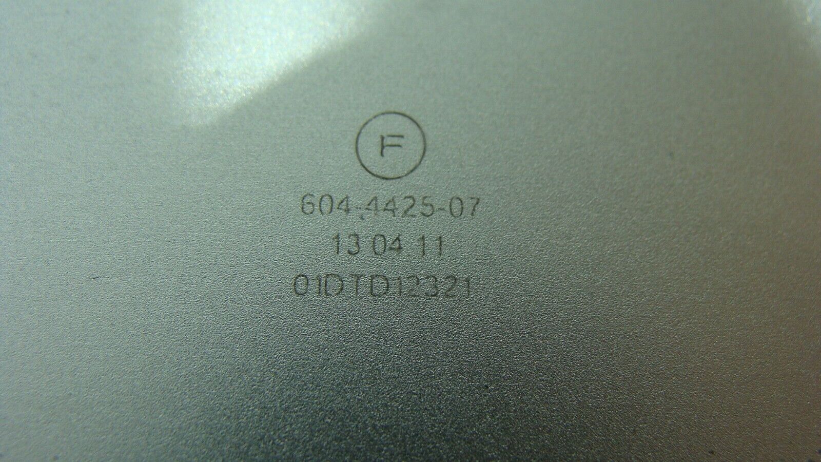 MacBook Air A1466 13 Mid 2013 MD760LL/A Genuine Laptop Bottom Case 923-0443