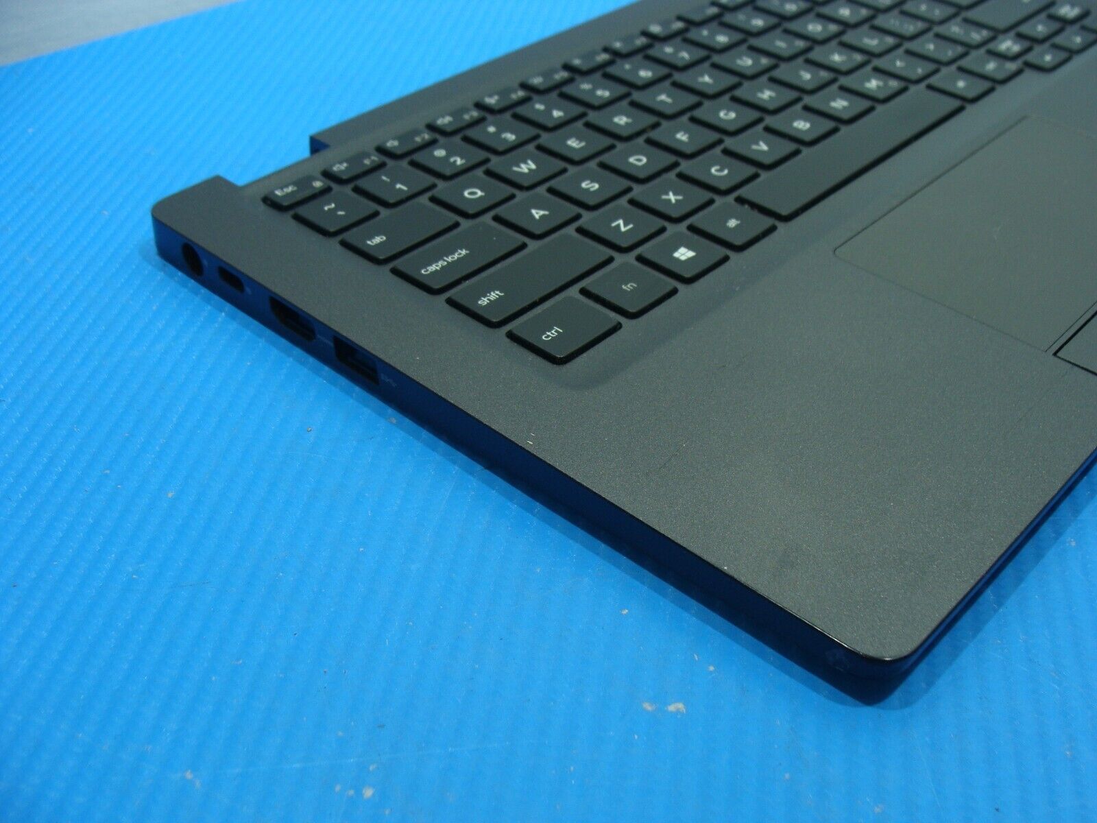 Dell Latitude 5300 13.3 Genuine Laptop Palmrest w/Touchpad Bl Keyboard
