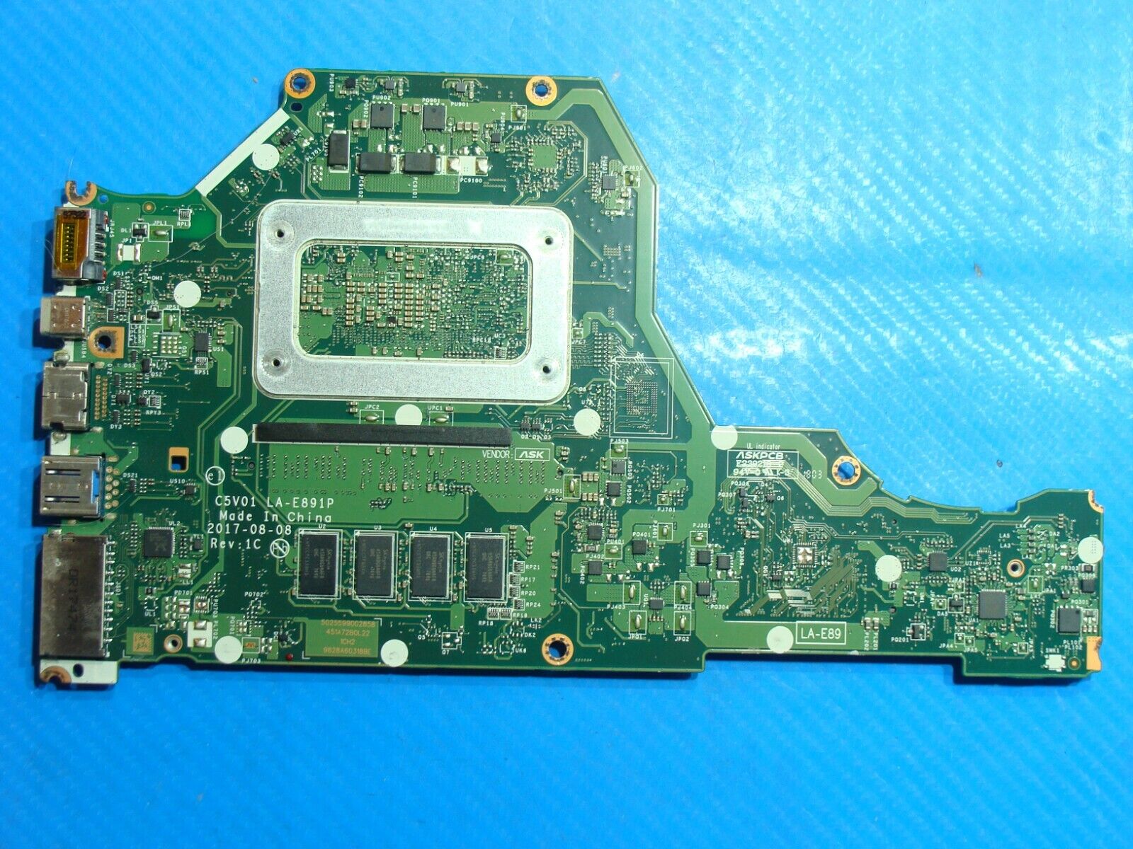 Acer Aspire 5 A515-51-513F 15.6