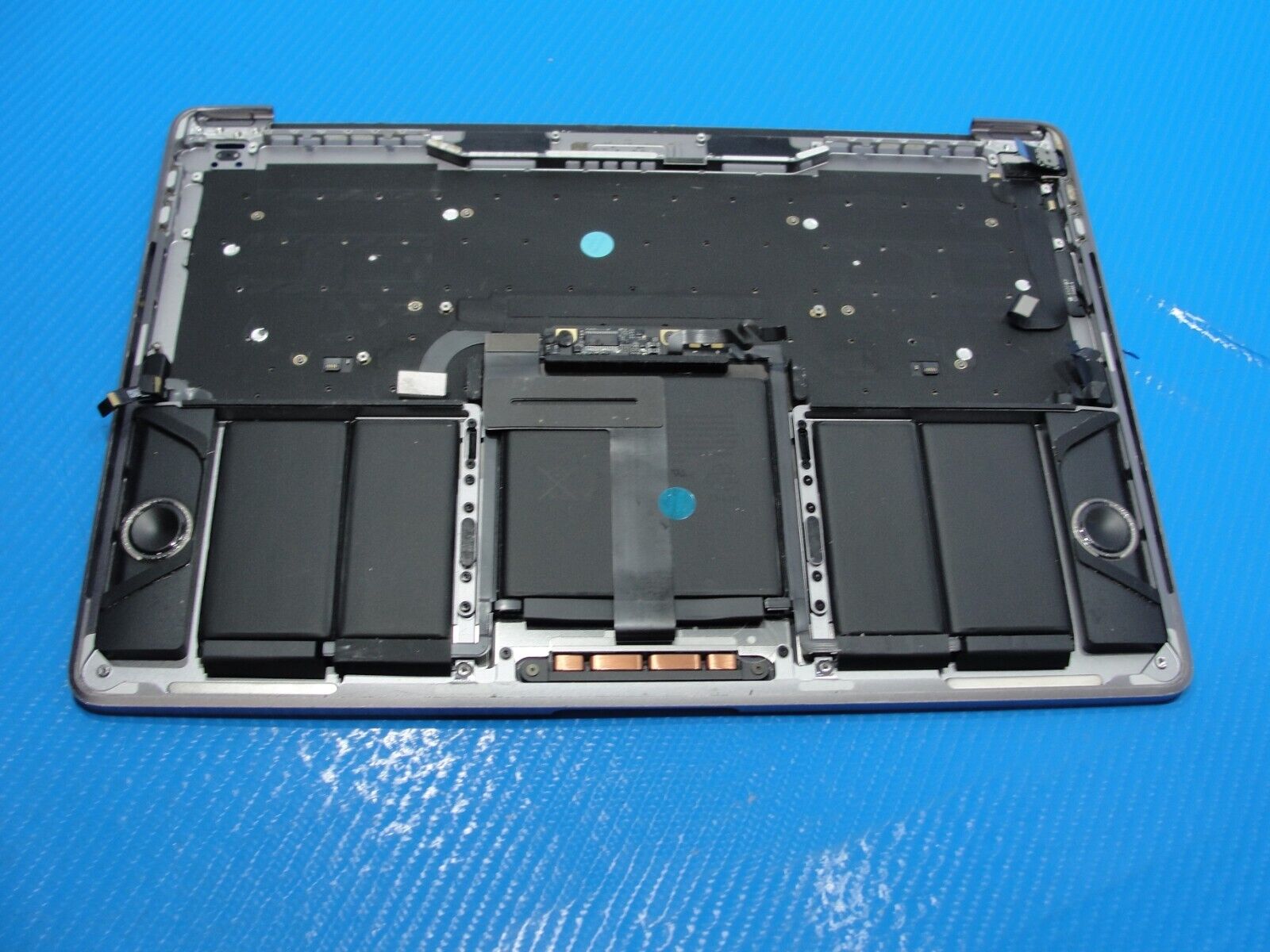 MacBook Pro A1706 13