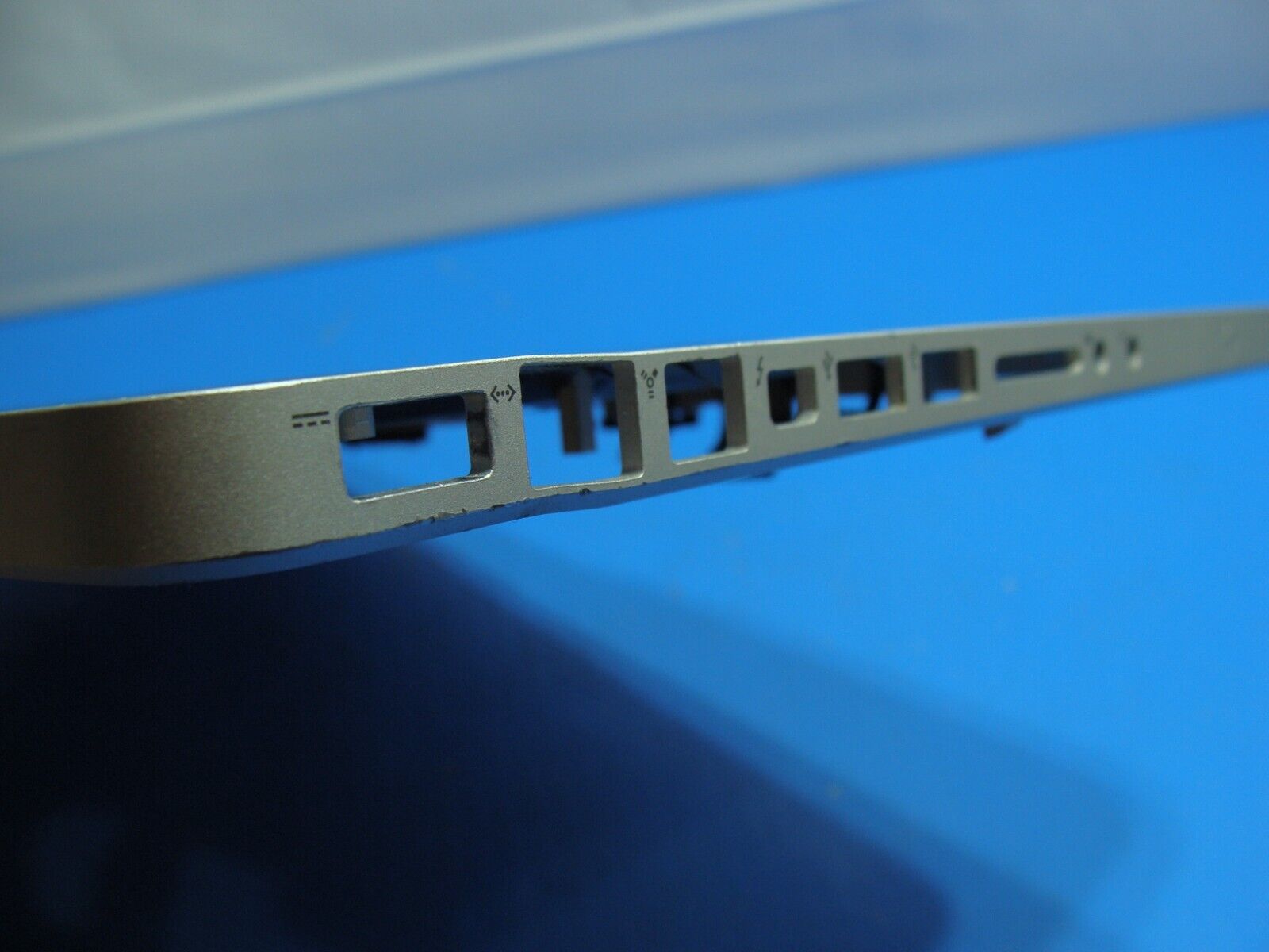 MacBook Pro A1286 Late 2011 MD318LL/A 15