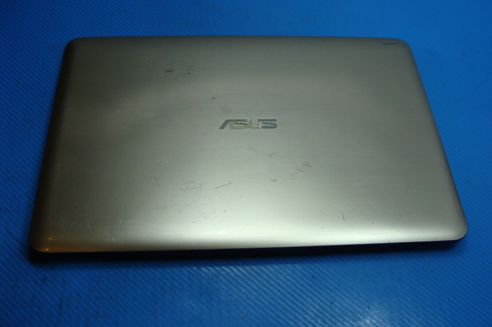 Asus F556UA-AB54 15.6