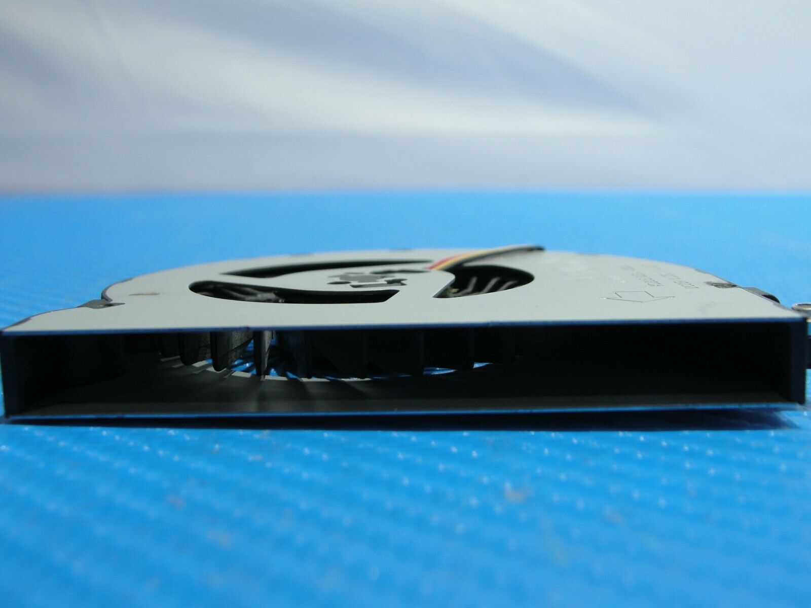 Dell Inspiron 17 3737 17.3