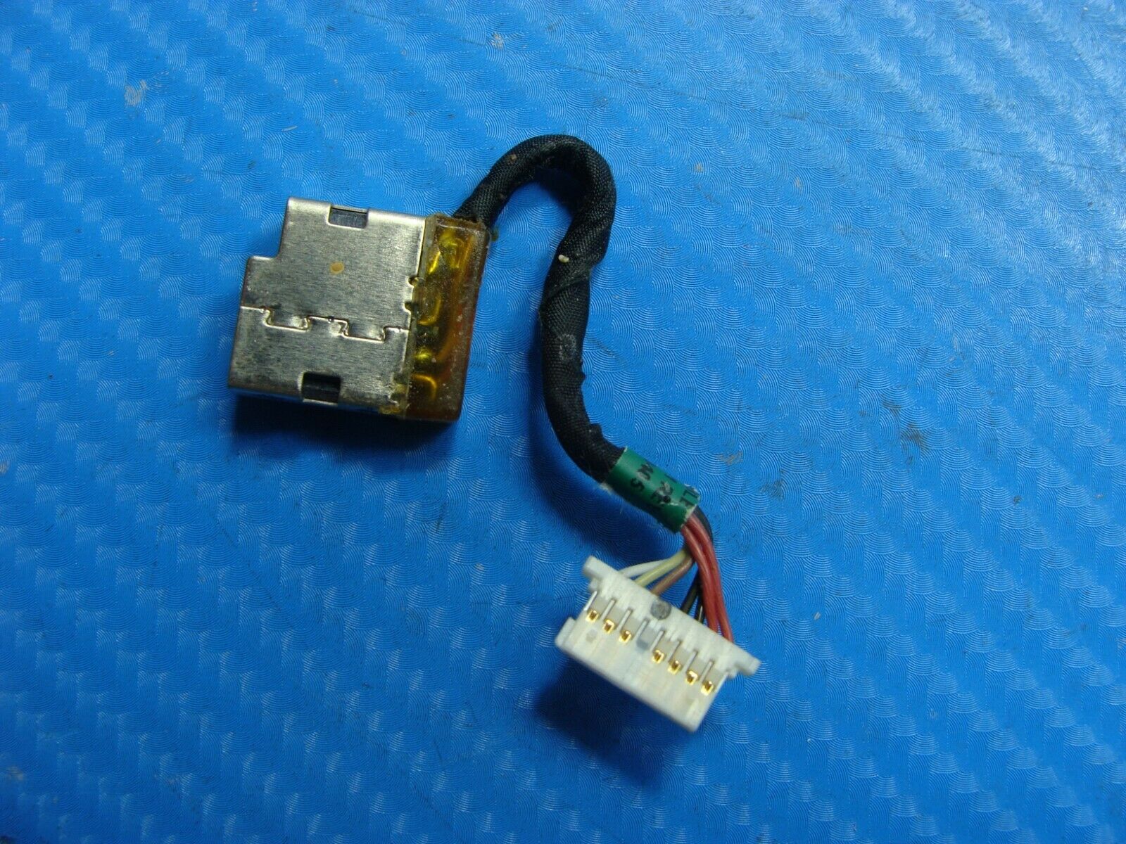 HP Pavilion 15-au020wm 15.6