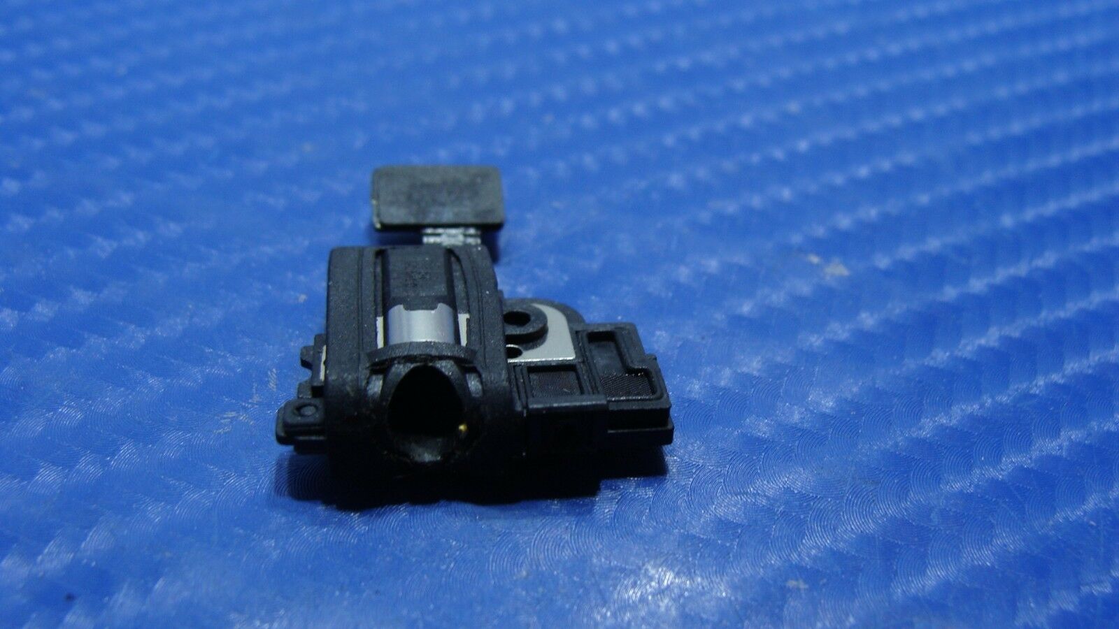 Samsung Galaxy S4 SPH-L720 5