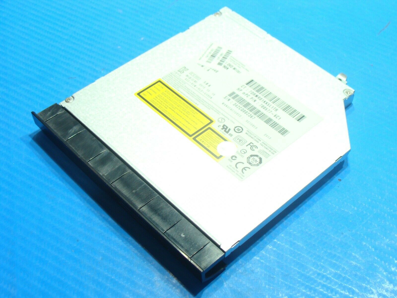 HP Notebook 15-d017cl 15.6