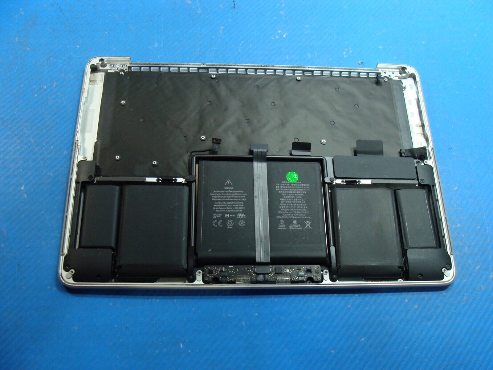 MacBook Pro A1502 13 Early 2015 MF839LL/A Top Case w/Battery 661-02361