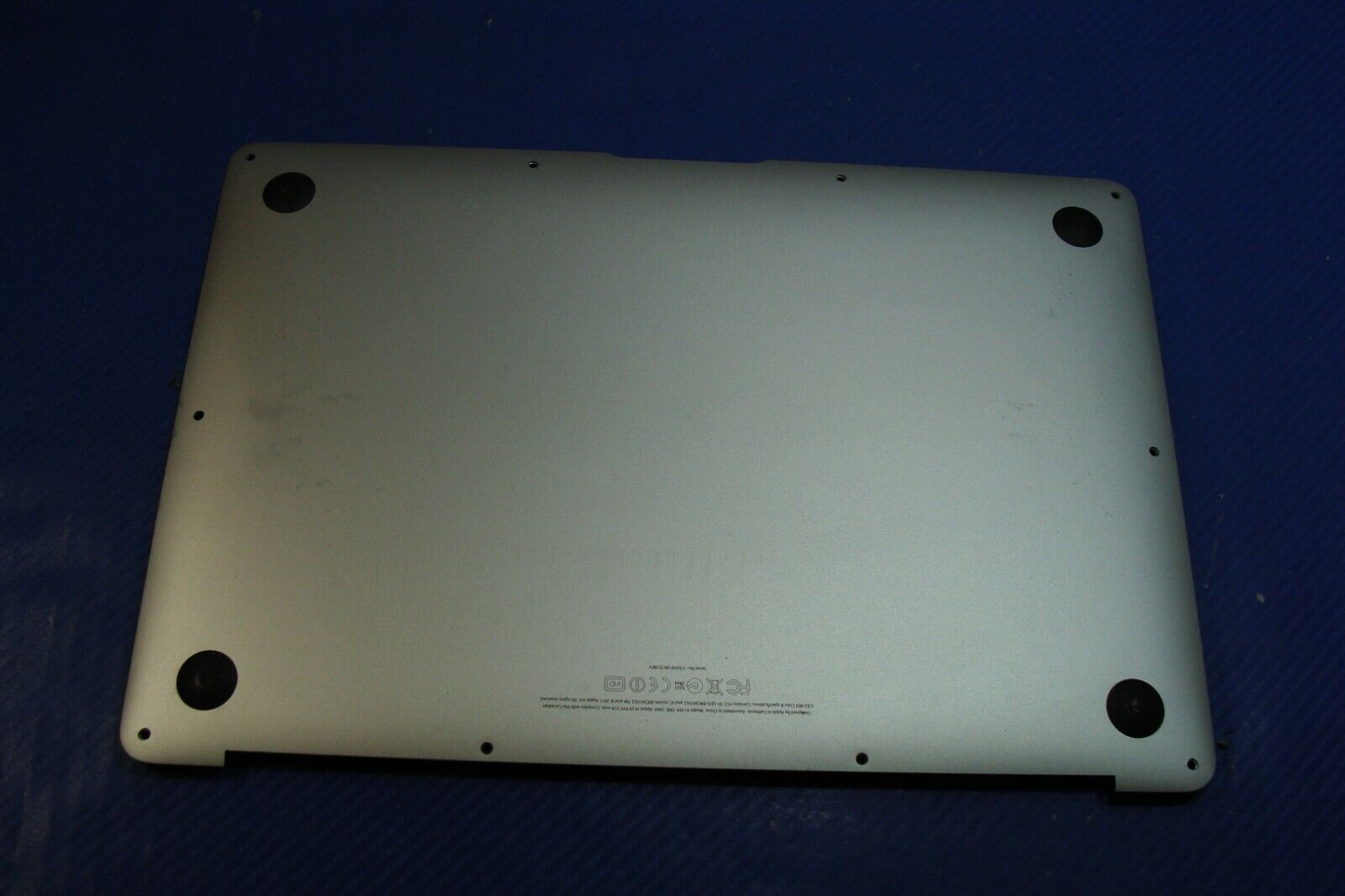 MacBook Air A1369 13 Mid 2011 MC965LL/A MC966LL/A Genuine Bottom Case 922-9968