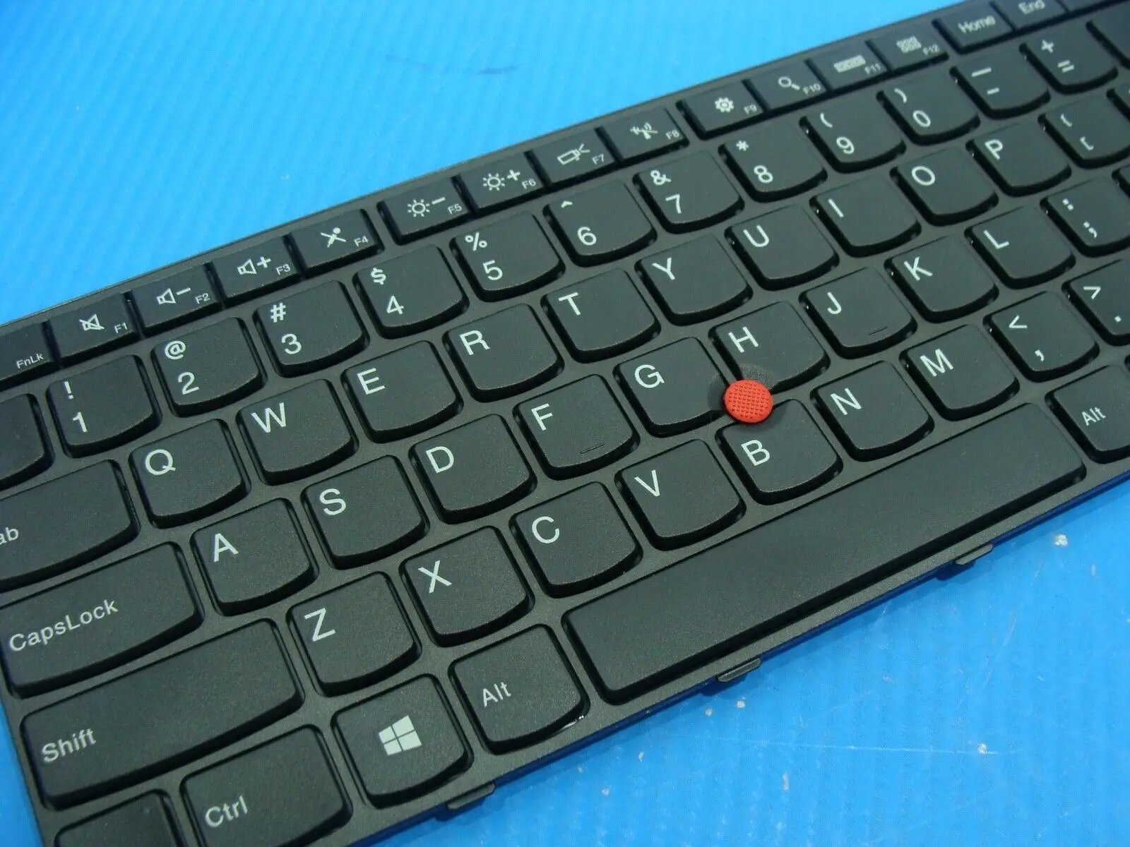 Lenovo ThinkPad E560 15.6