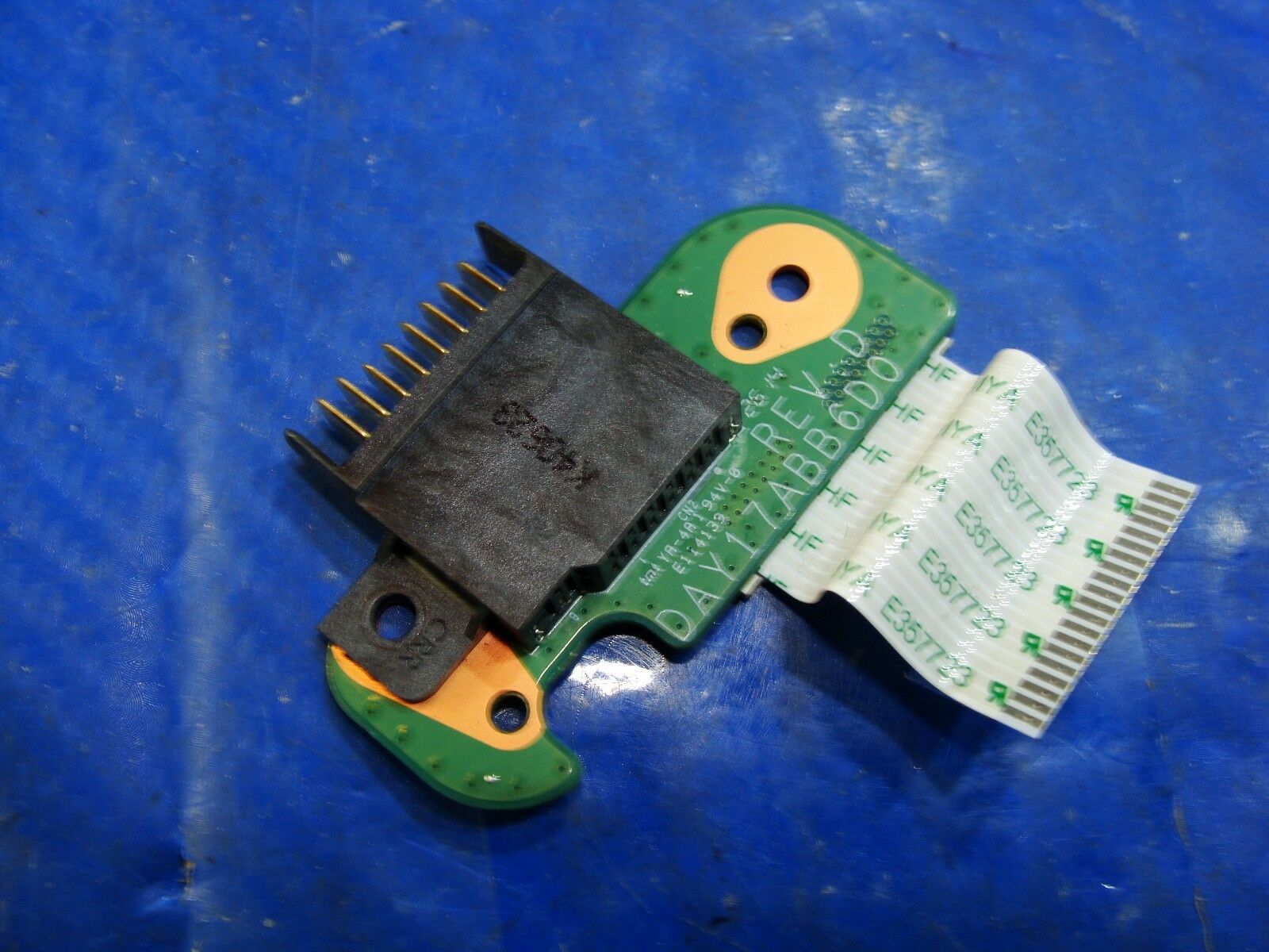 HP Pavilion 17-f053us 17.3