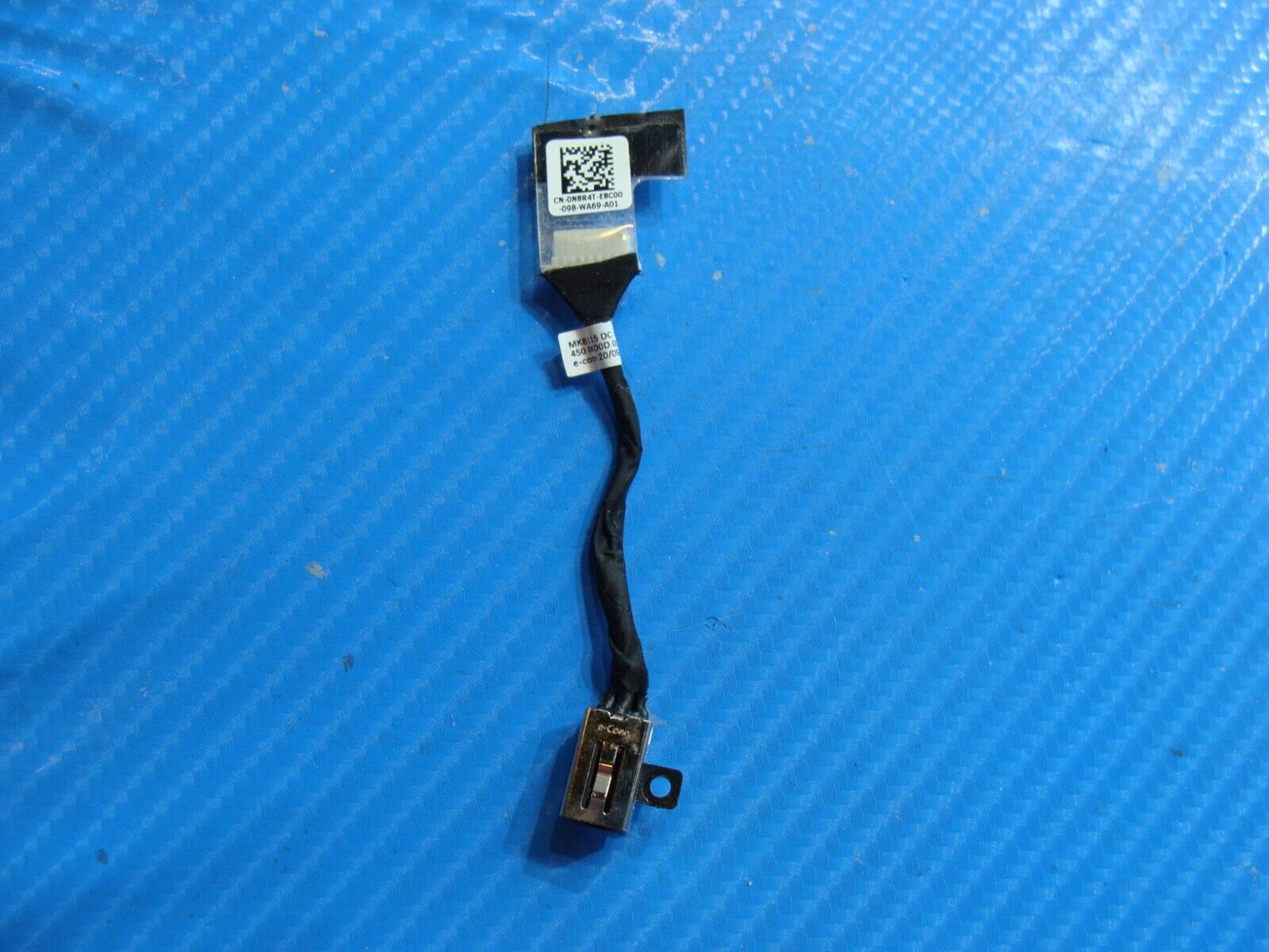 Dell Vostro 5502 15.6