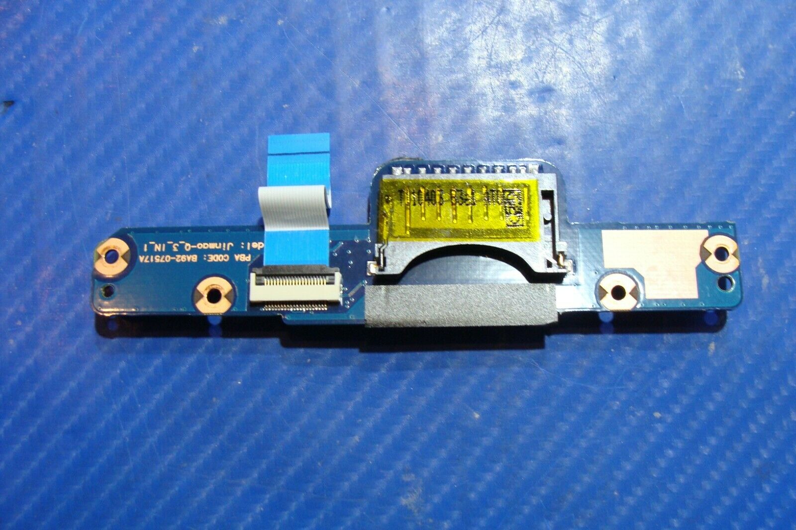 Samsung NP-RC512-W01US 15.6" Mouse Button Card Reader Board w/Cable BA92-07517A Samsung