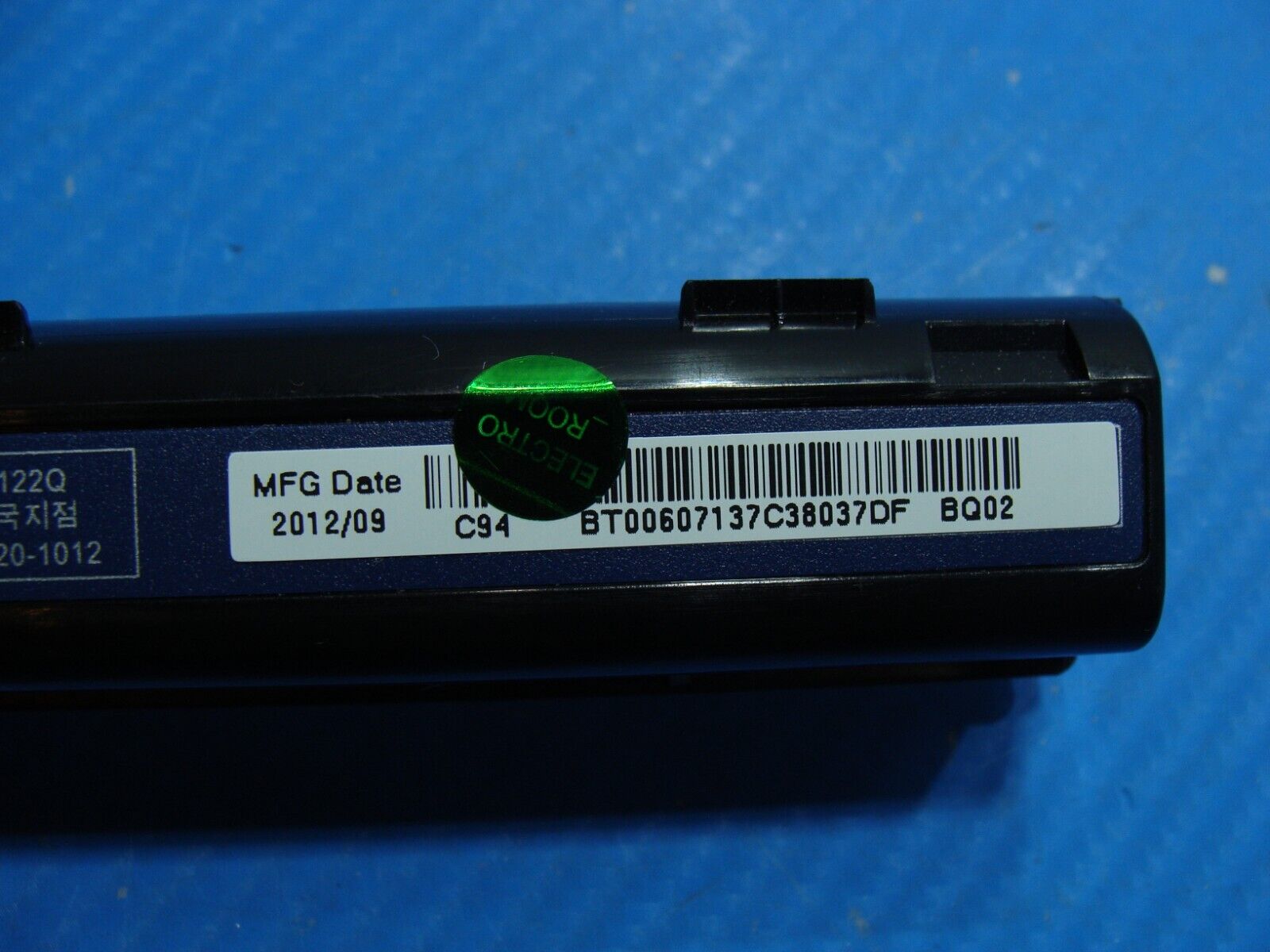 Acer Aspire 17” V3-731 Genuine Laptop Battery 11.1V 48Wh 4400mAh AS10D75