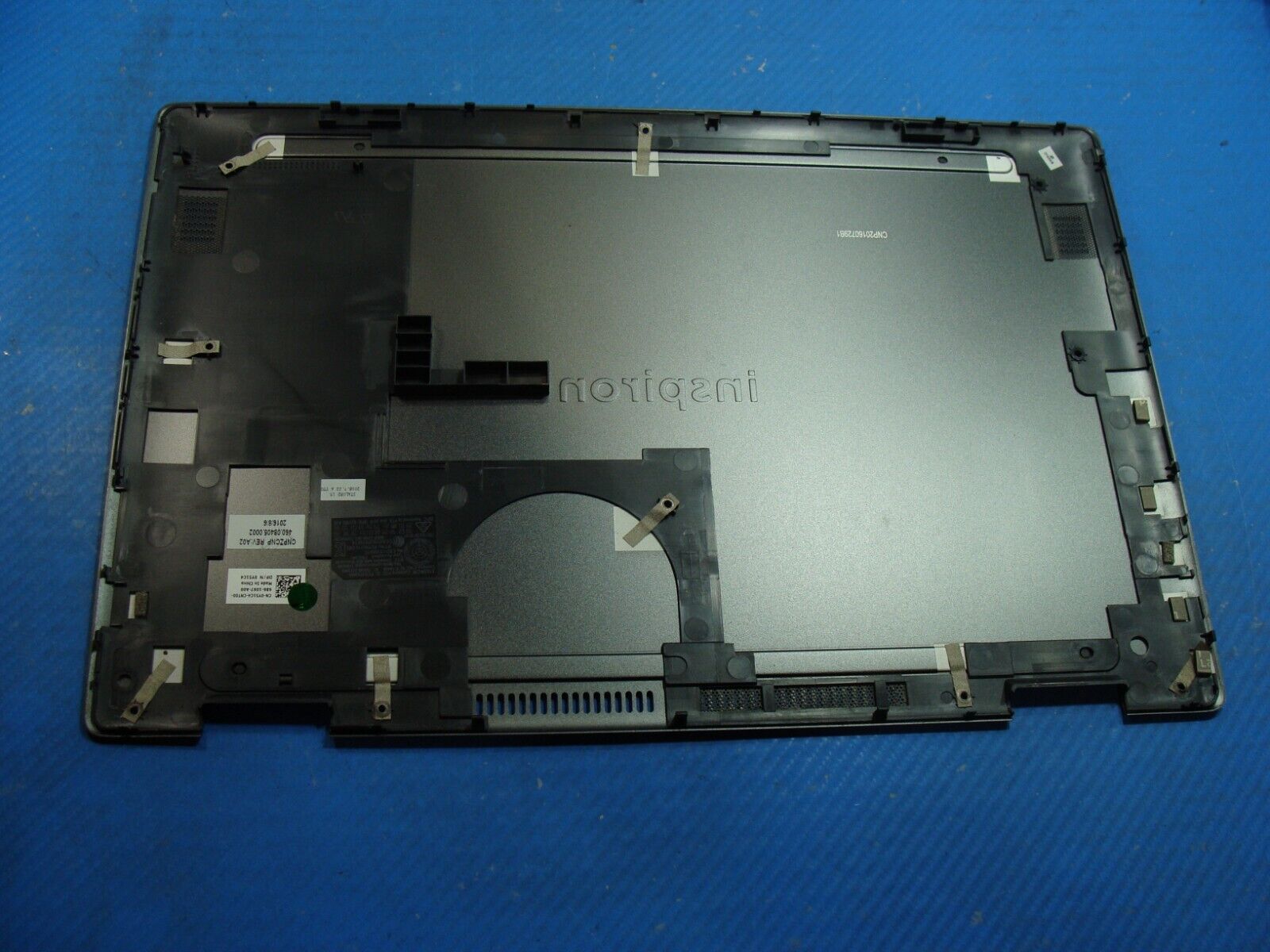 Dell Inspiron 15 7579 15.6 Genuine Bottom Case Base Cover 460.08405.0002 Y51C4