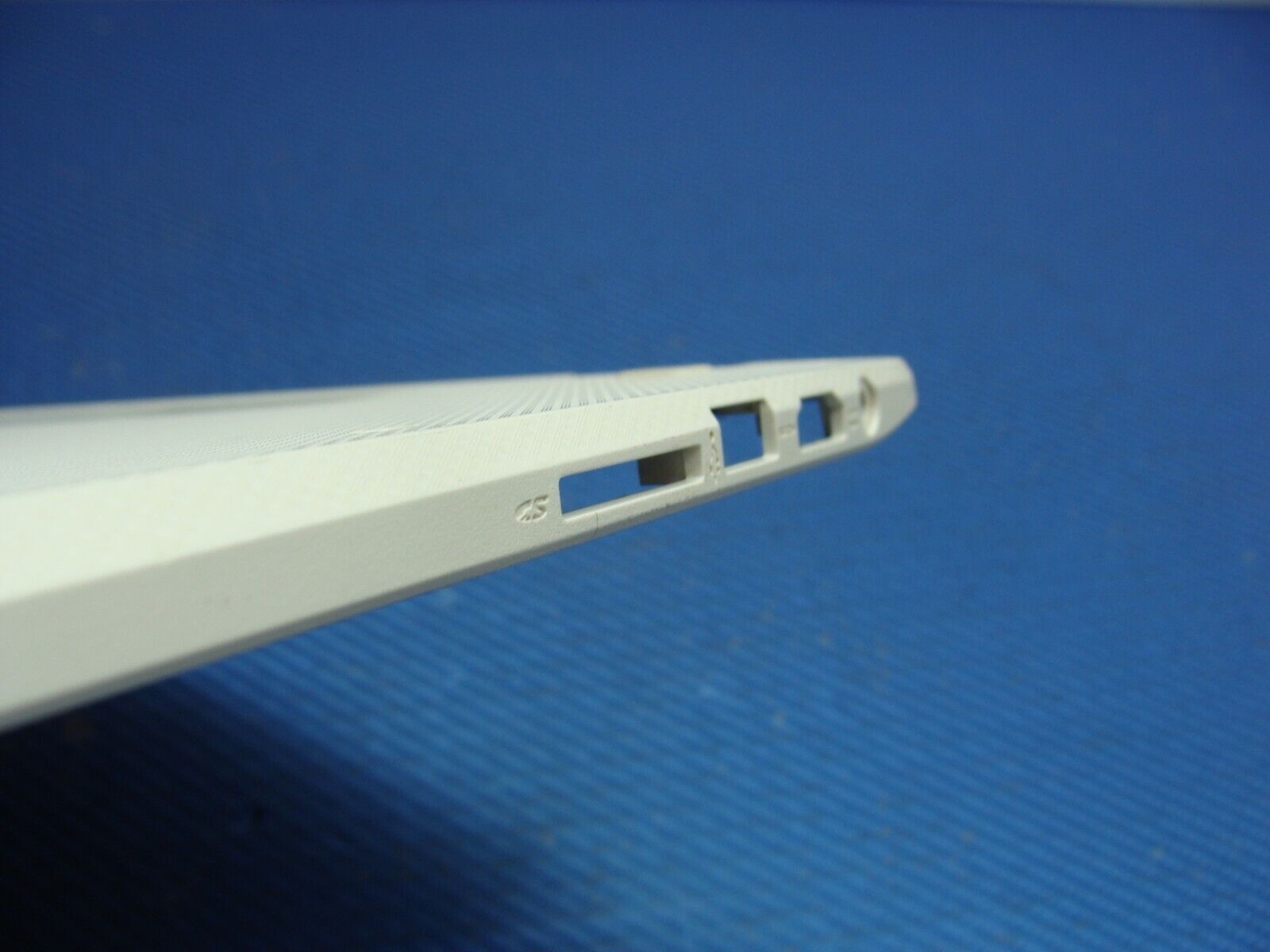 Acer Chromebook 11.6 CB5-132T OEM Laptop Bottom Case Base Cover EAZHR00301A