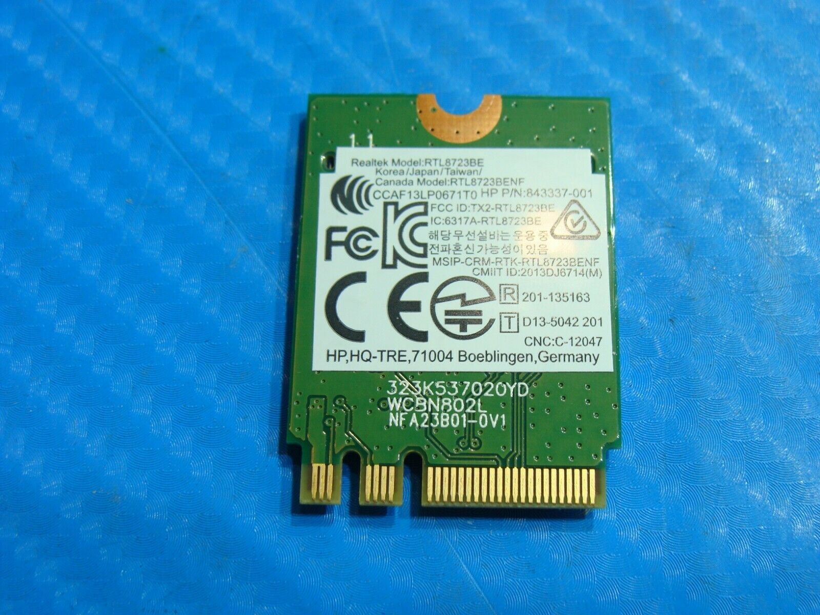 HP Pavilion 22-b010 21.5