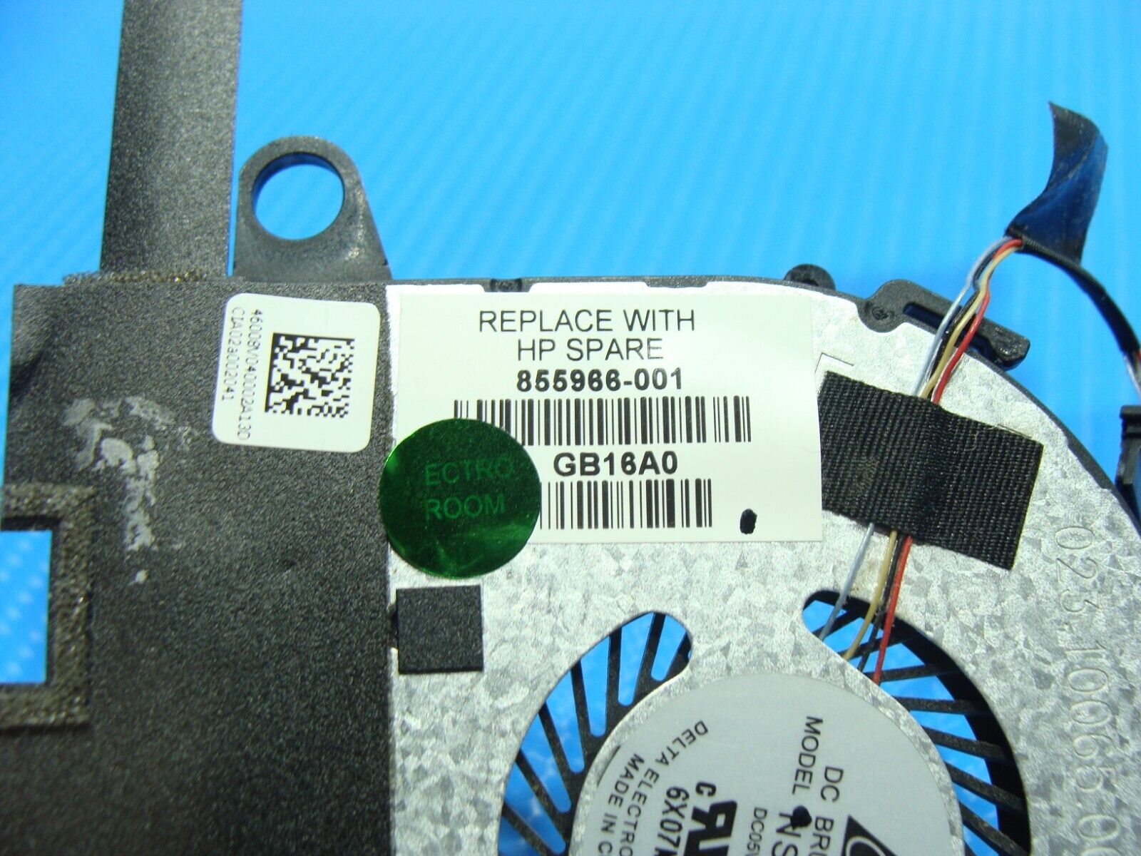 HP Pavilion x360 m3-u001dx 13.3