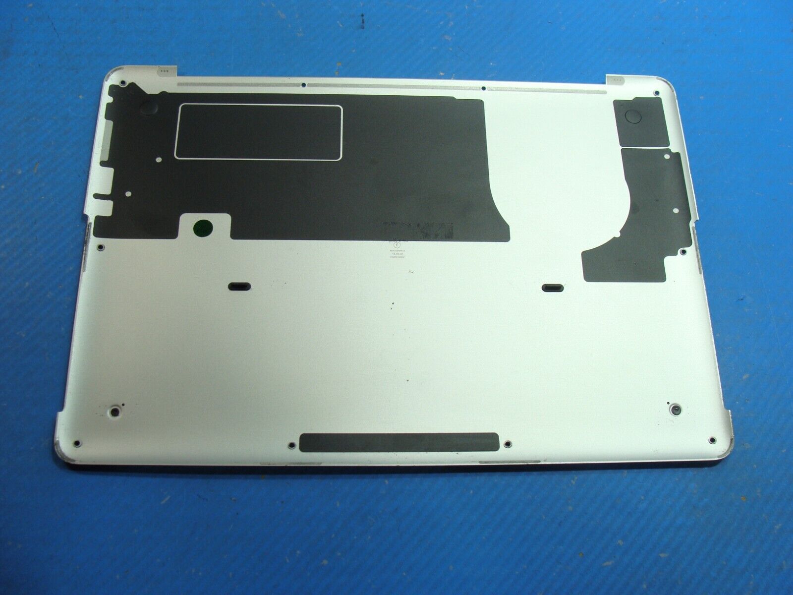 MacBook Pro A1502 13 Early 2015 MF839LL/A Bottom Case Silver 923-00503