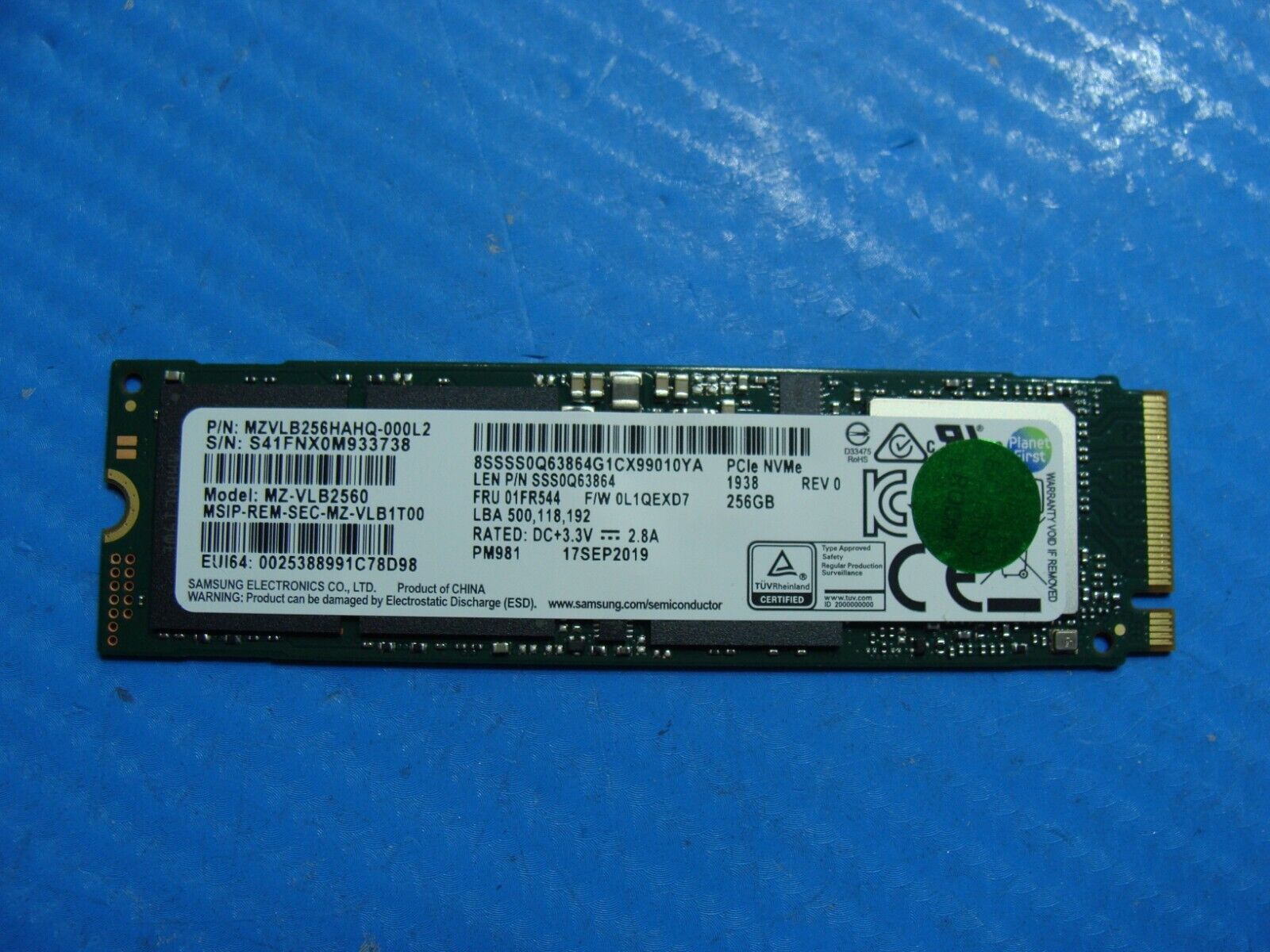 Lenovo S340-15IWL Samsung 256GB NVMe M.2 Solid State Drive MZVLB256HAHQ-000H1