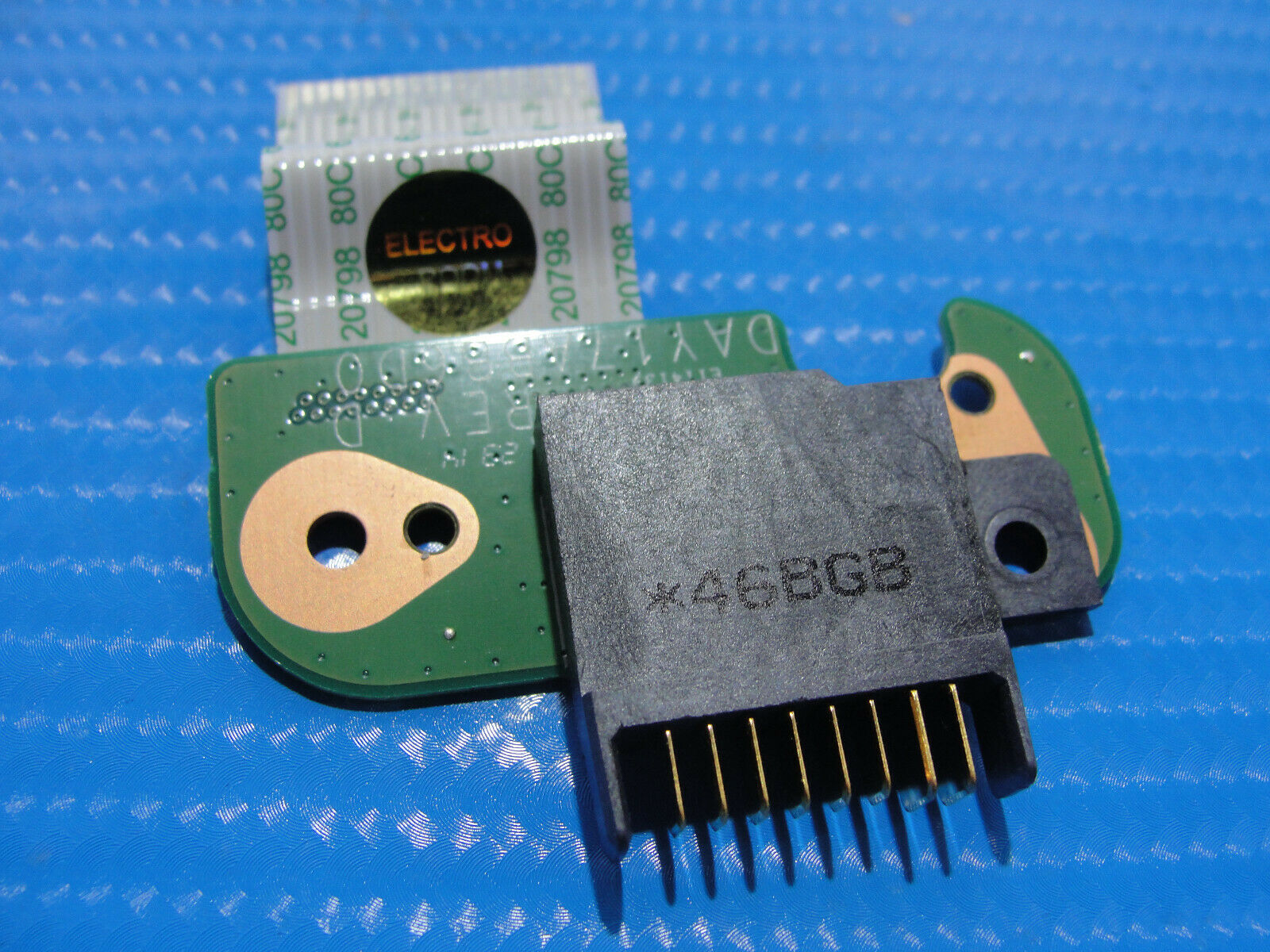 HP Pavilion 17-f019wm 17.3