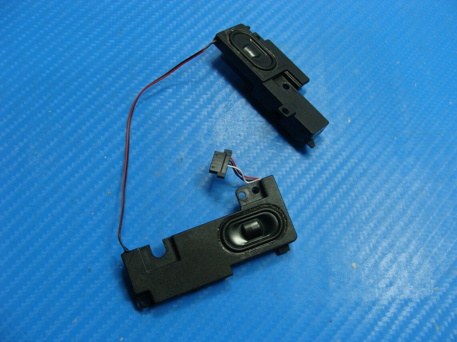 HP Pavilion 15-au063nr 15.6