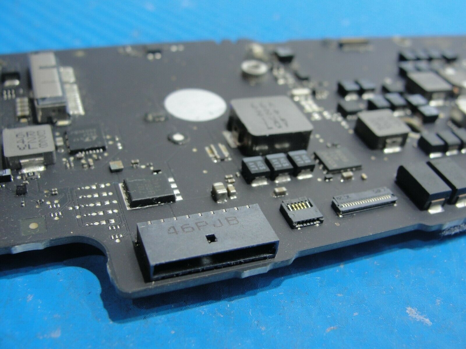 MacBook Air A1466 13