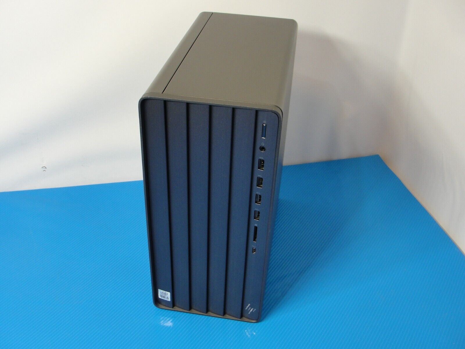 HP ENVY TE01-1 Desktop PC Intel Core i5-10400 2.9GHz 12GB 1TB SSD W11H WIFI BT