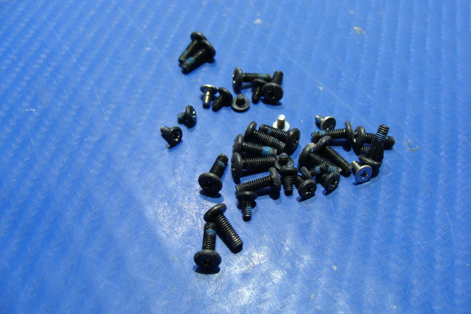 Samsung NP-Q430-JSB1US 14