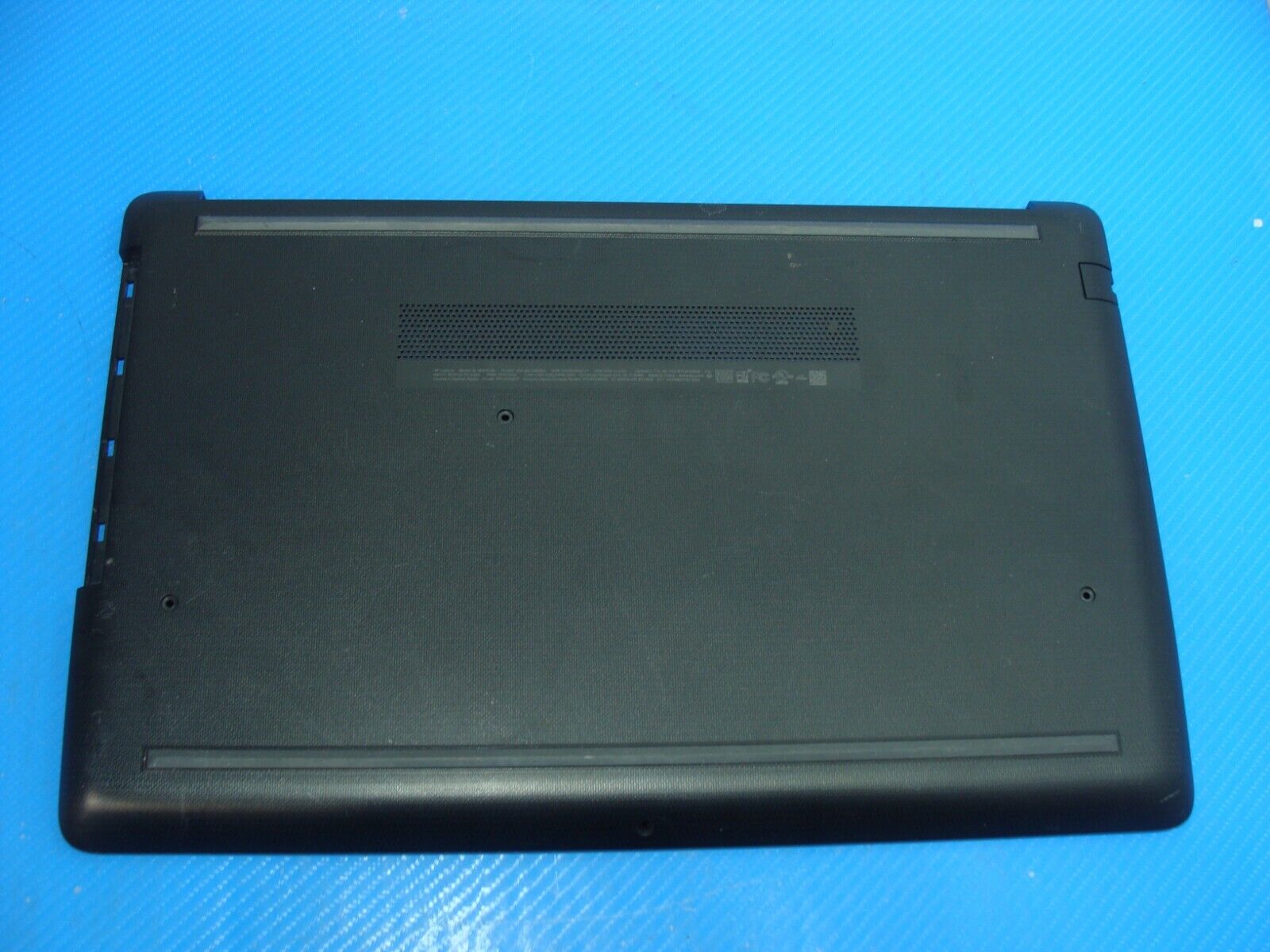 HP 15.6” 15-db0011dx Genuine Laptop Bottom Case Base Cover Black L20390-001