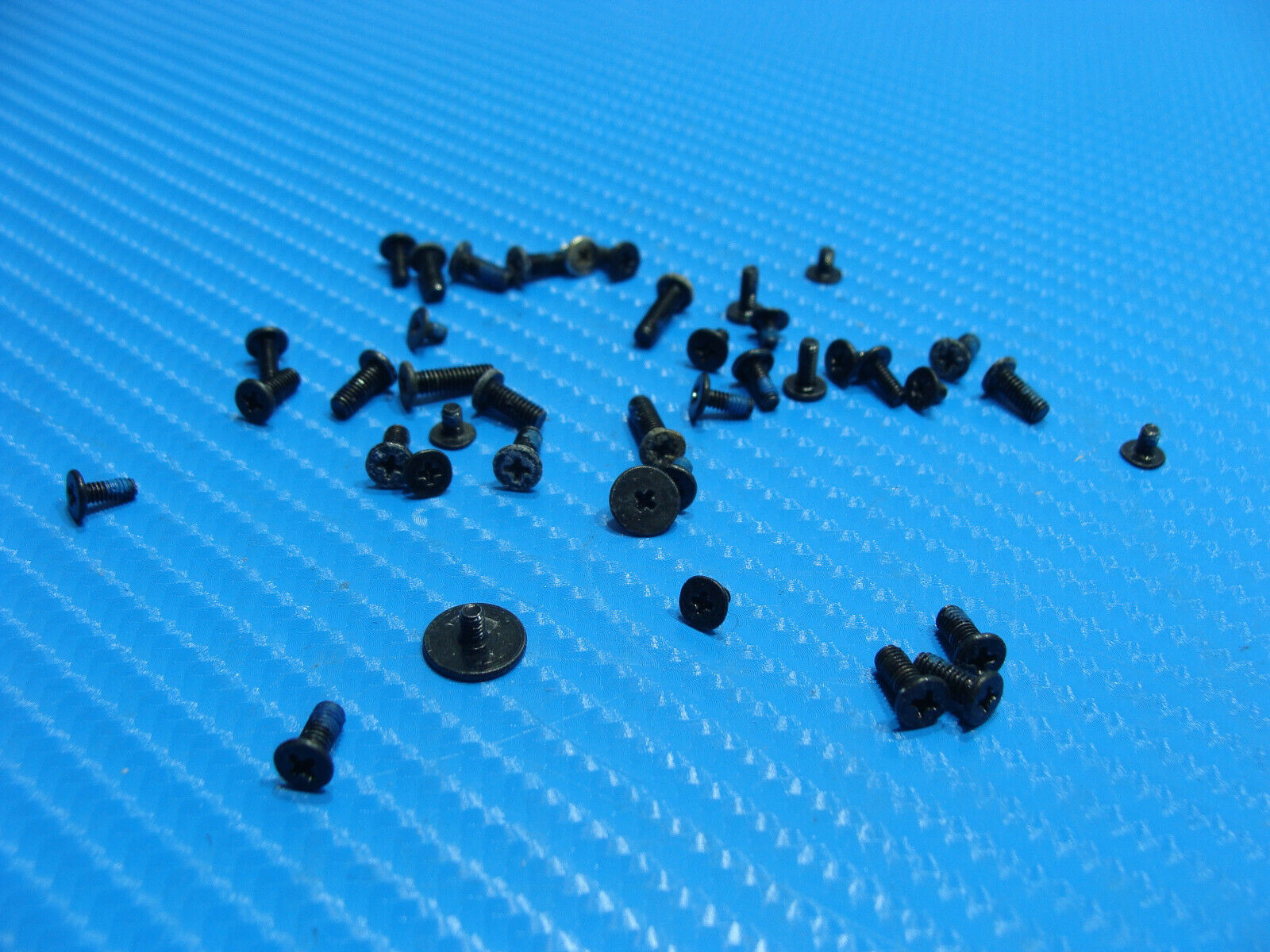 Asus Q503UA-BHI5T16 15.6