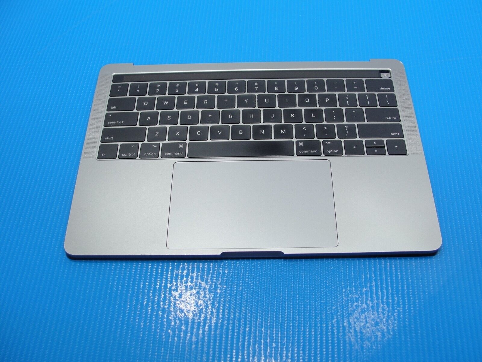 MacBook Pro A1706 2017 MPXV2LL/A 13