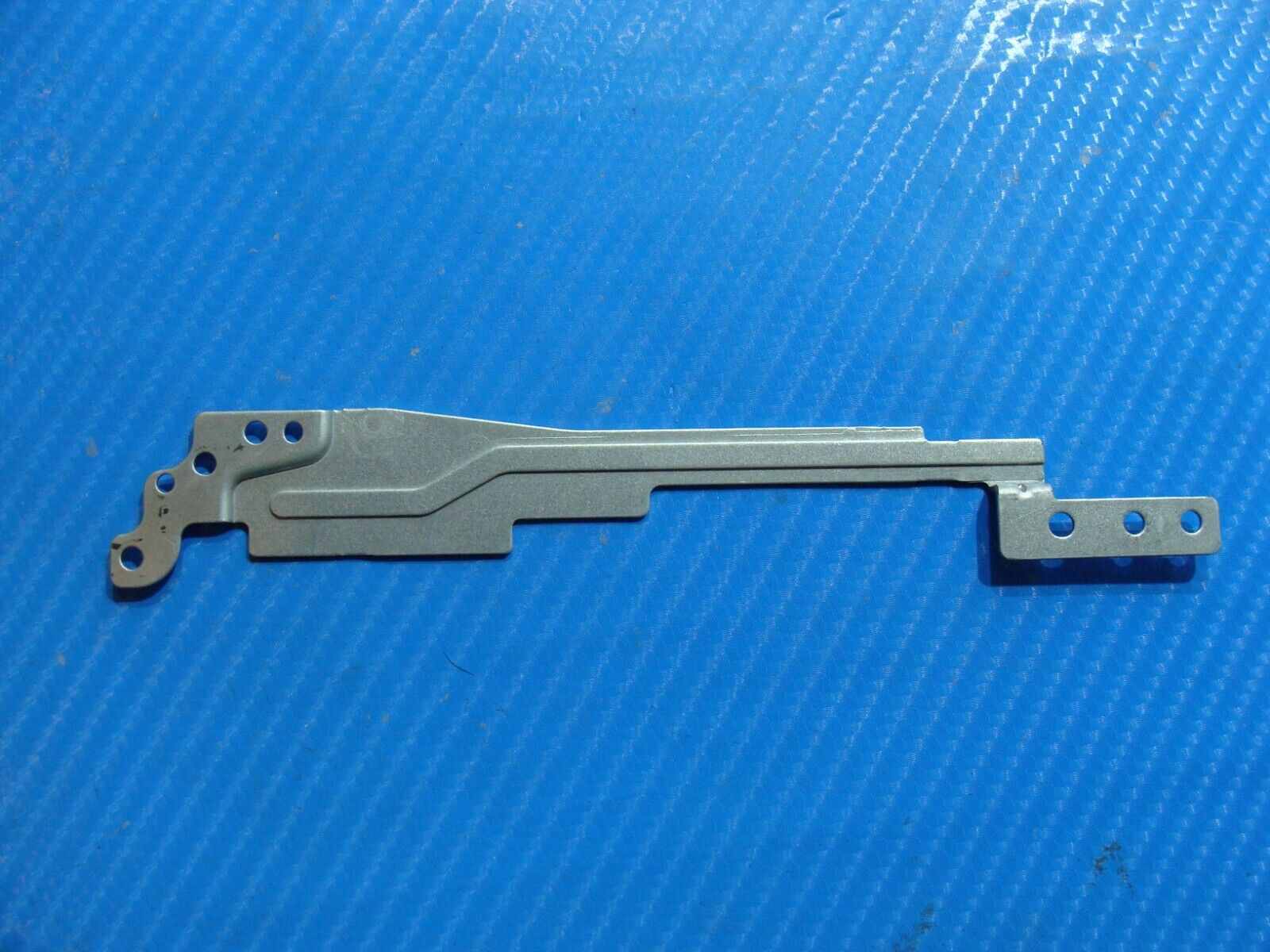 Toshiba Satellite E45W-C 14