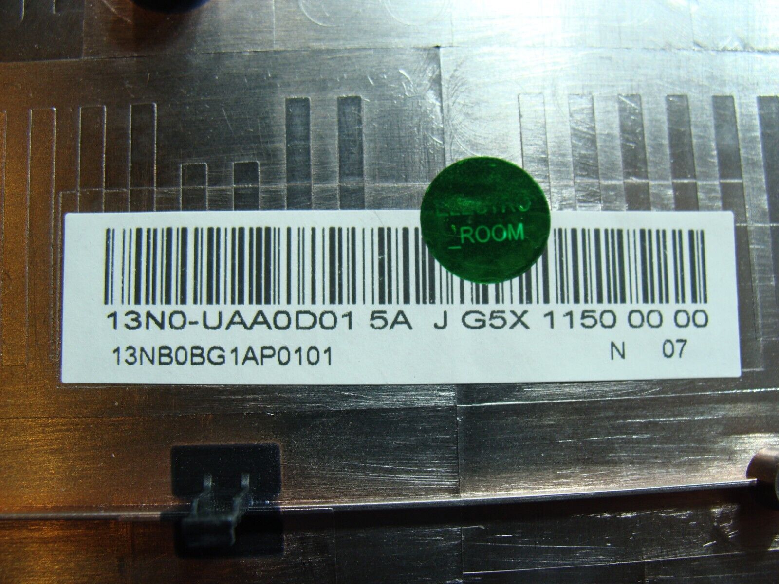 Asus F556UA-AB32 15.6