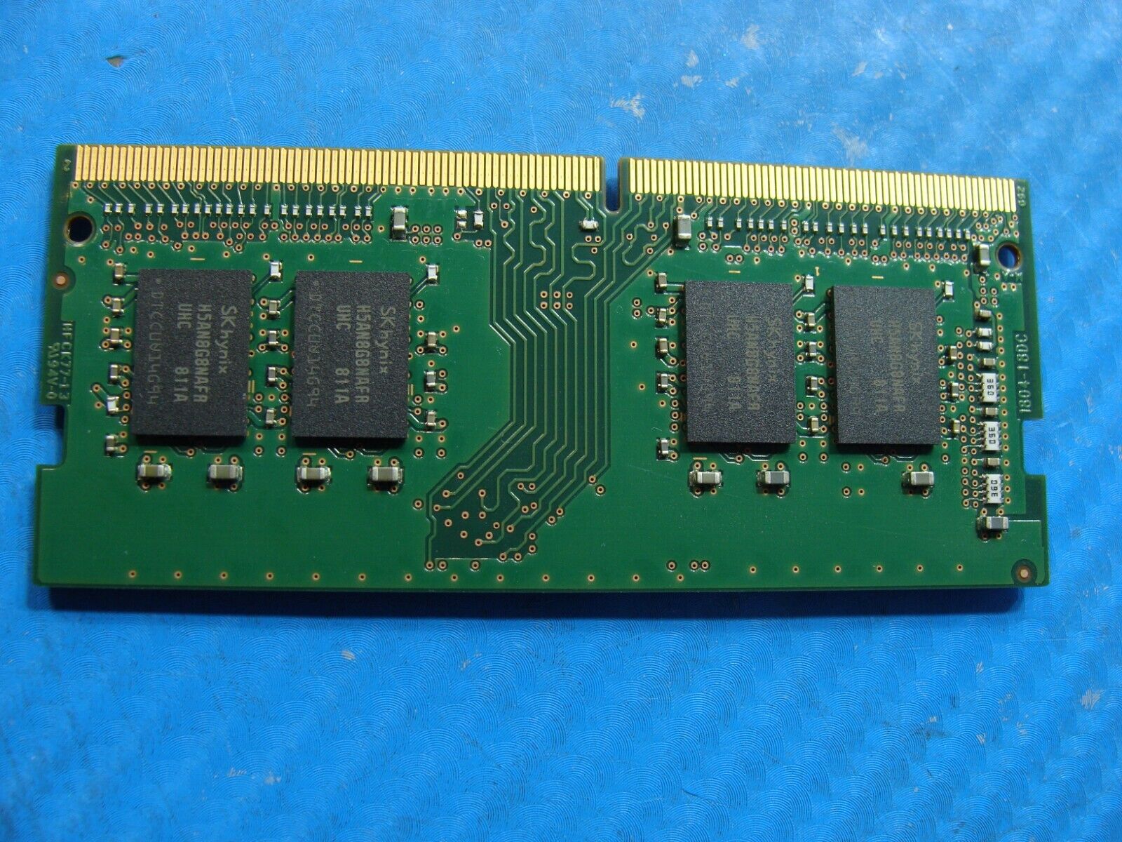 HP 17-ak000 SK Hynix 8GB 1Rx8 PC4-2400T Memory RAM SO-DIMM 862398-855