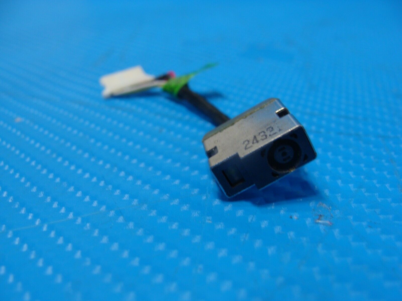 HP ENVY x360 15t-u100 15.6