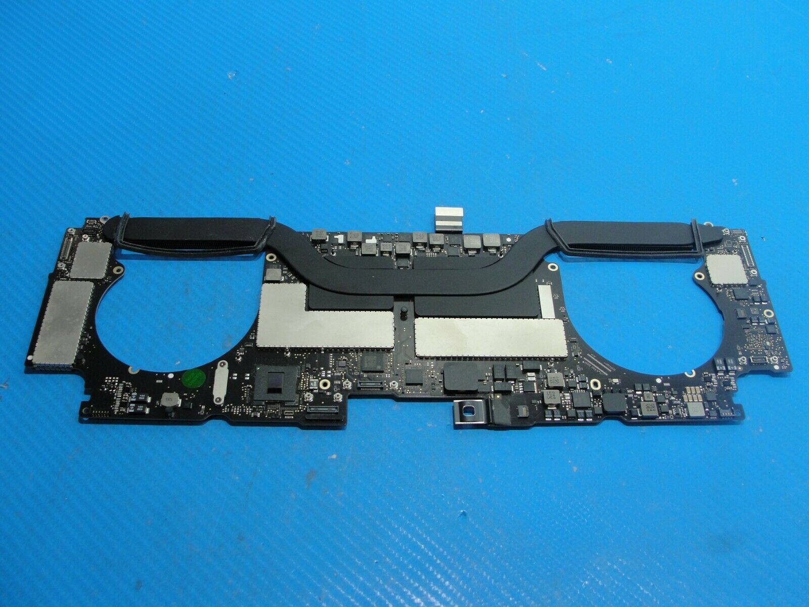 MacBook Pro A1707 Mid 2017 i7-7700HQ 2.8GHz 16GB 256GB 555 Logic Board 661-07761 - Laptop Parts - Buy Authentic Computer Parts - Top Seller Ebay