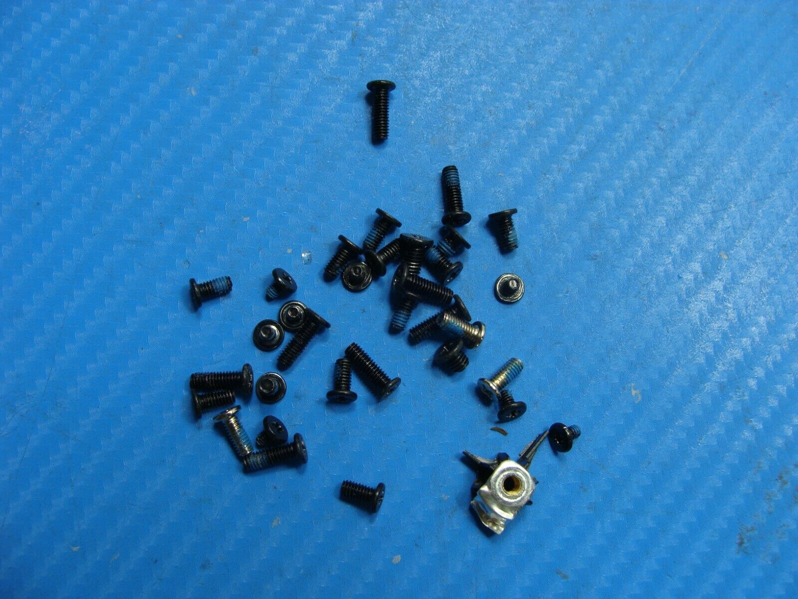 Dell Inspiron 15-3521 15.6