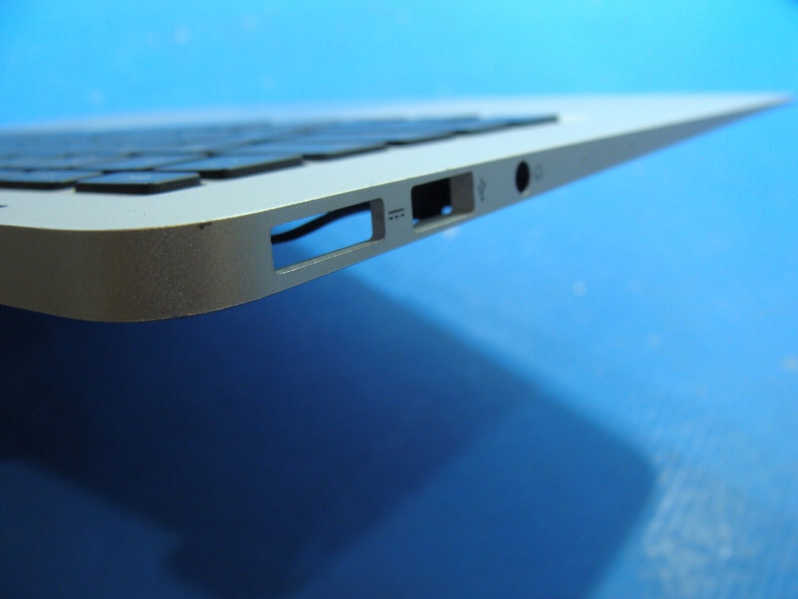 MacBook Air A1466 2015 MJVE2LL/A 13
