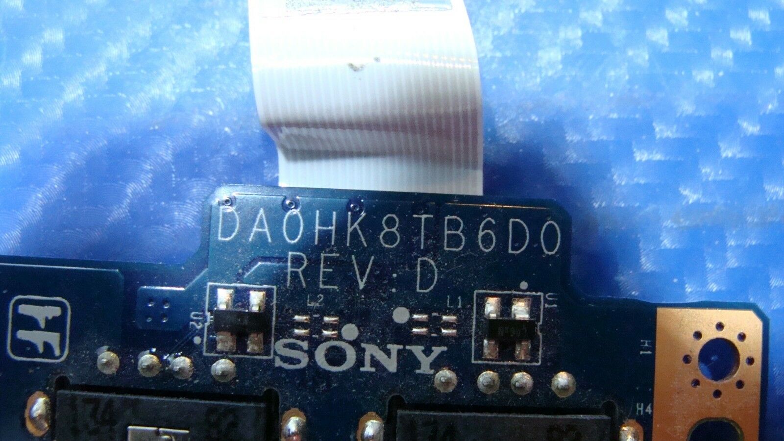 Sony VAIO SVF153B1YL 15.6