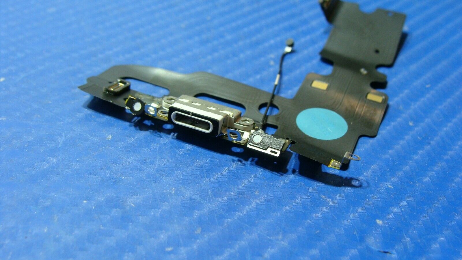 iPhone 7 Sprint A1660 MN8J2LL 2016 4.7