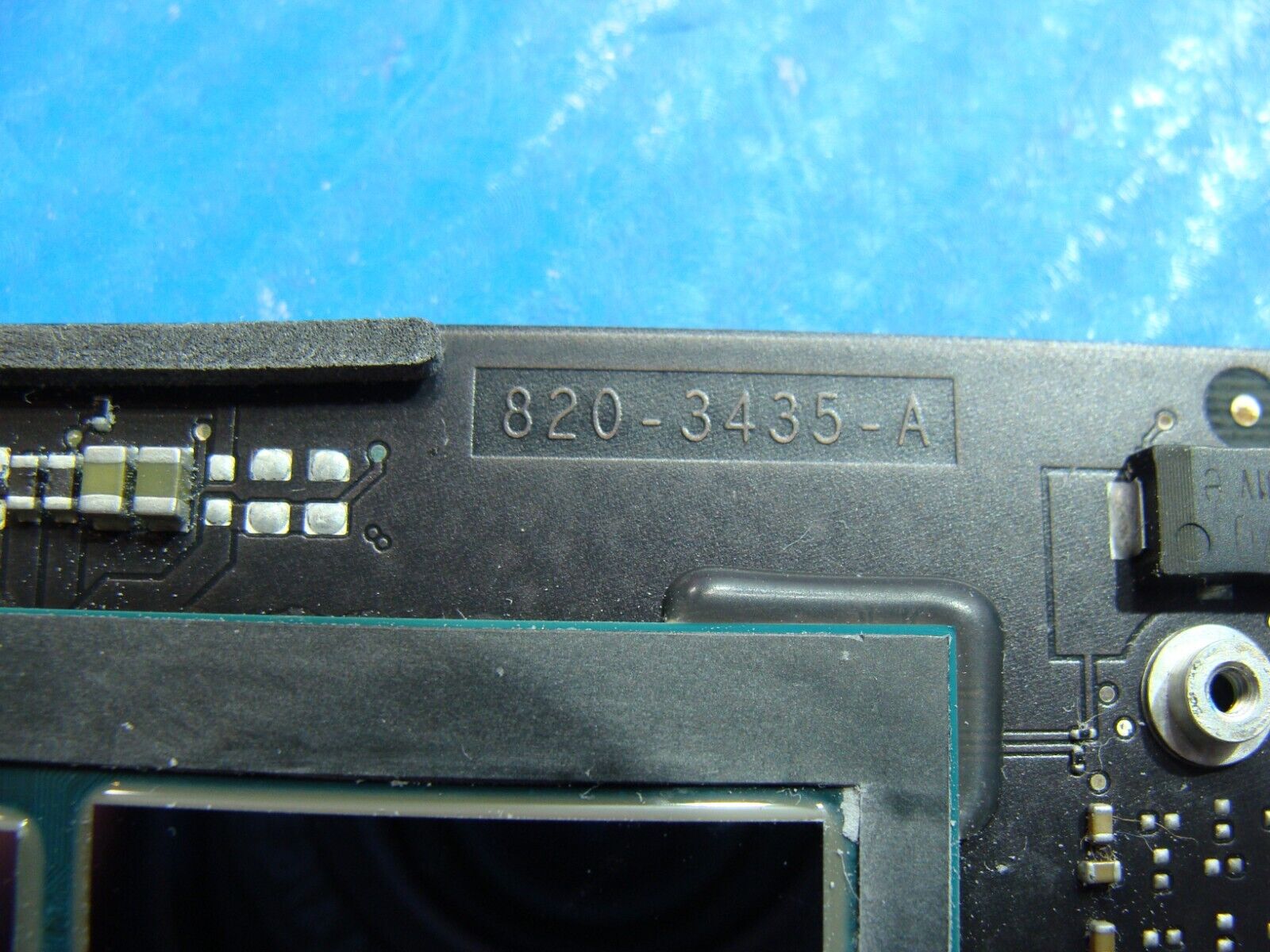 MacBook Air A1465 11