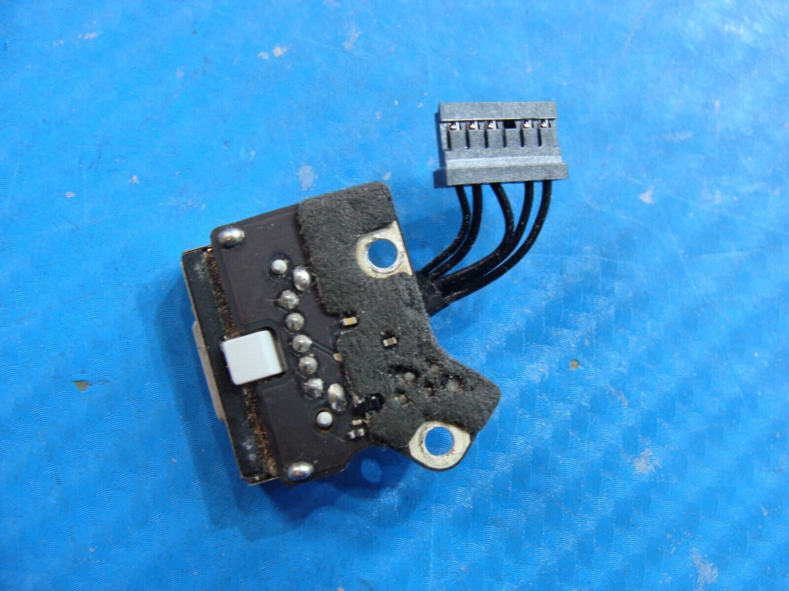 MacBook Pro A1398 15 2015 MJLT2LL/A Genuine Laptop MagSafe 2 Board 923-00535