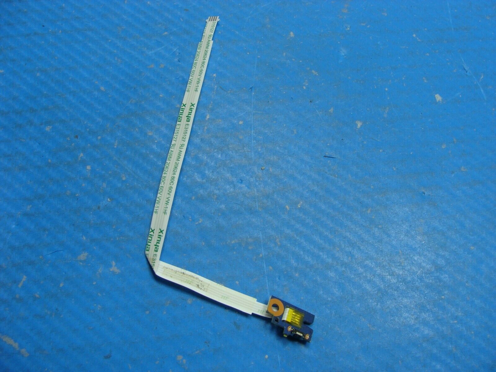 HP ENVY x360 m6-w103dx 15.6