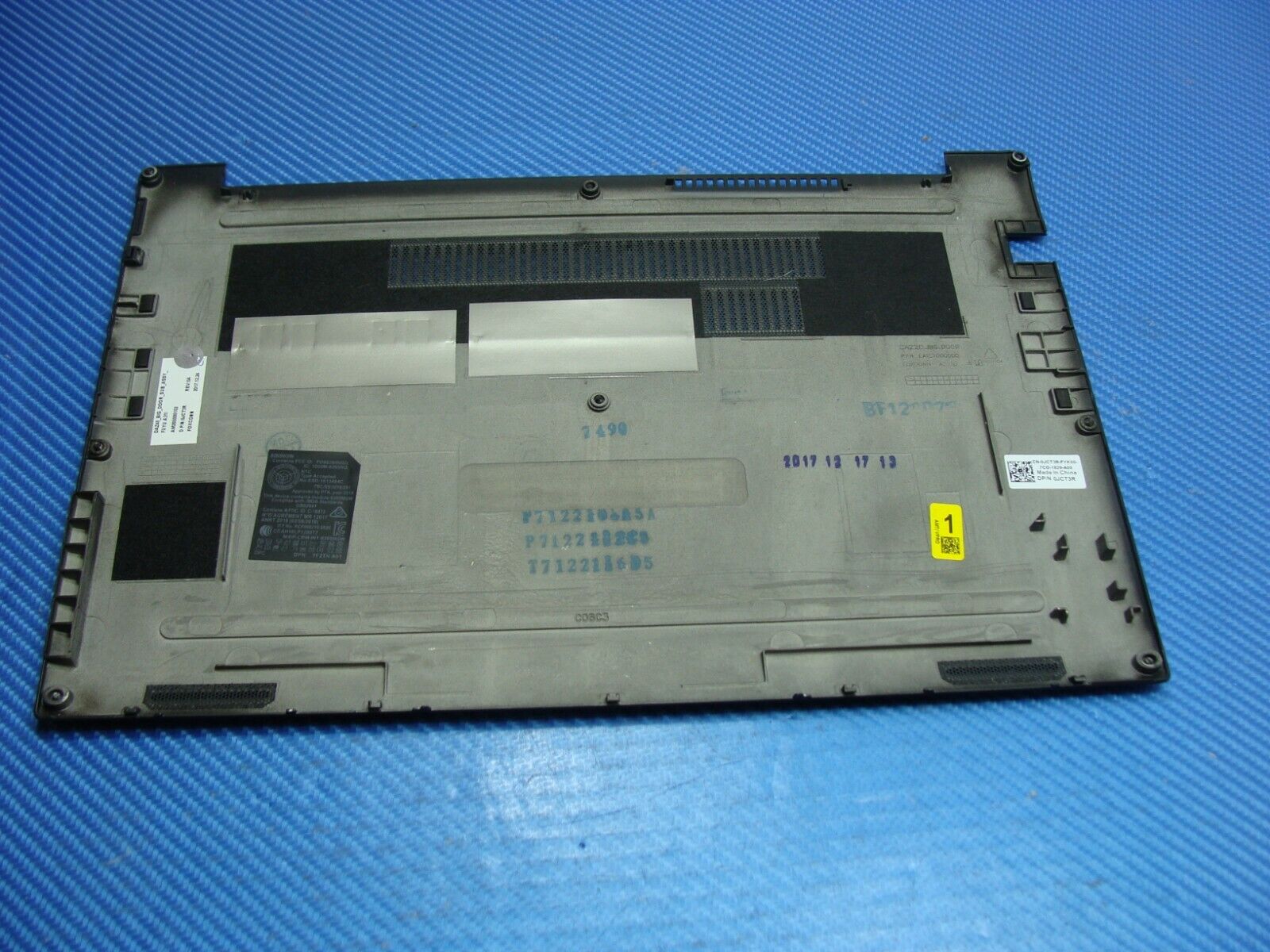 Dell Latitude 14 7490 Genuine Laptop Bottom Case Base Cover JCT3R AM265000102