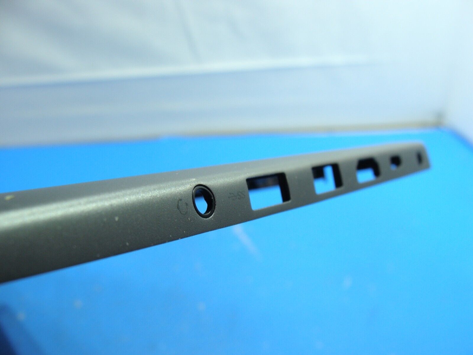 Dell Inspiron 15 7573 15.6