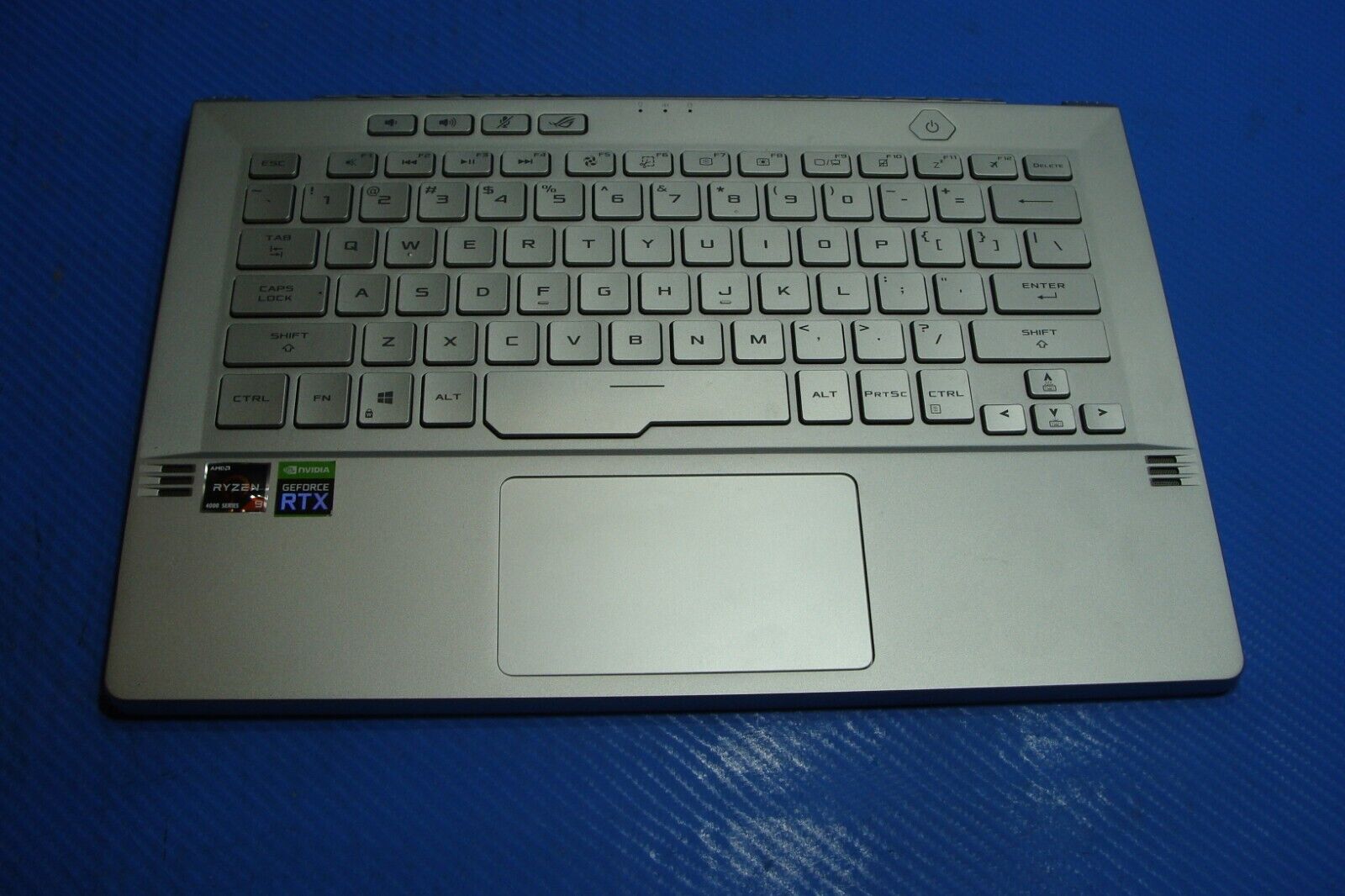 Asus ROG GA401IV-BR9N6 14