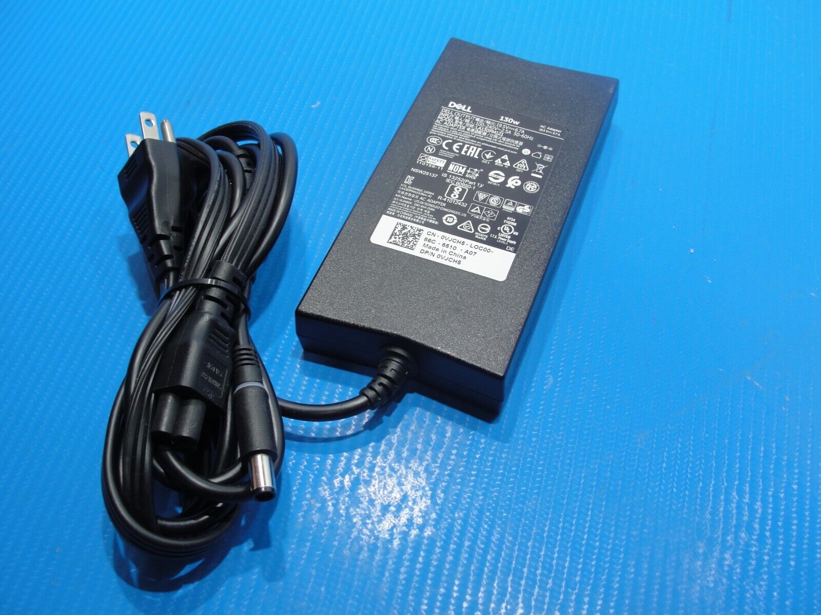 Genuine Dell AC Power Adapter Charger 19.5V 6.7A 130W  LA130PM121